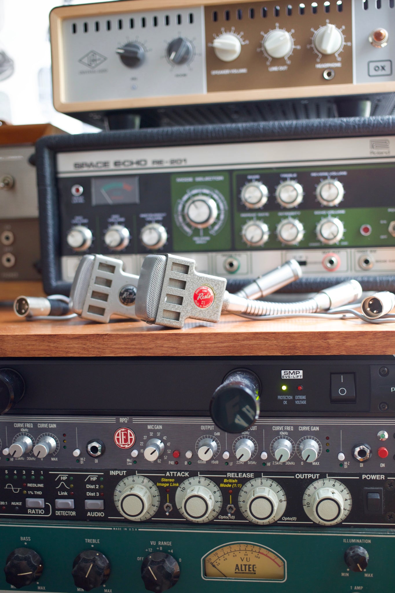 Reslo CRH Ribbon Microphone – Cole Picks Vintage