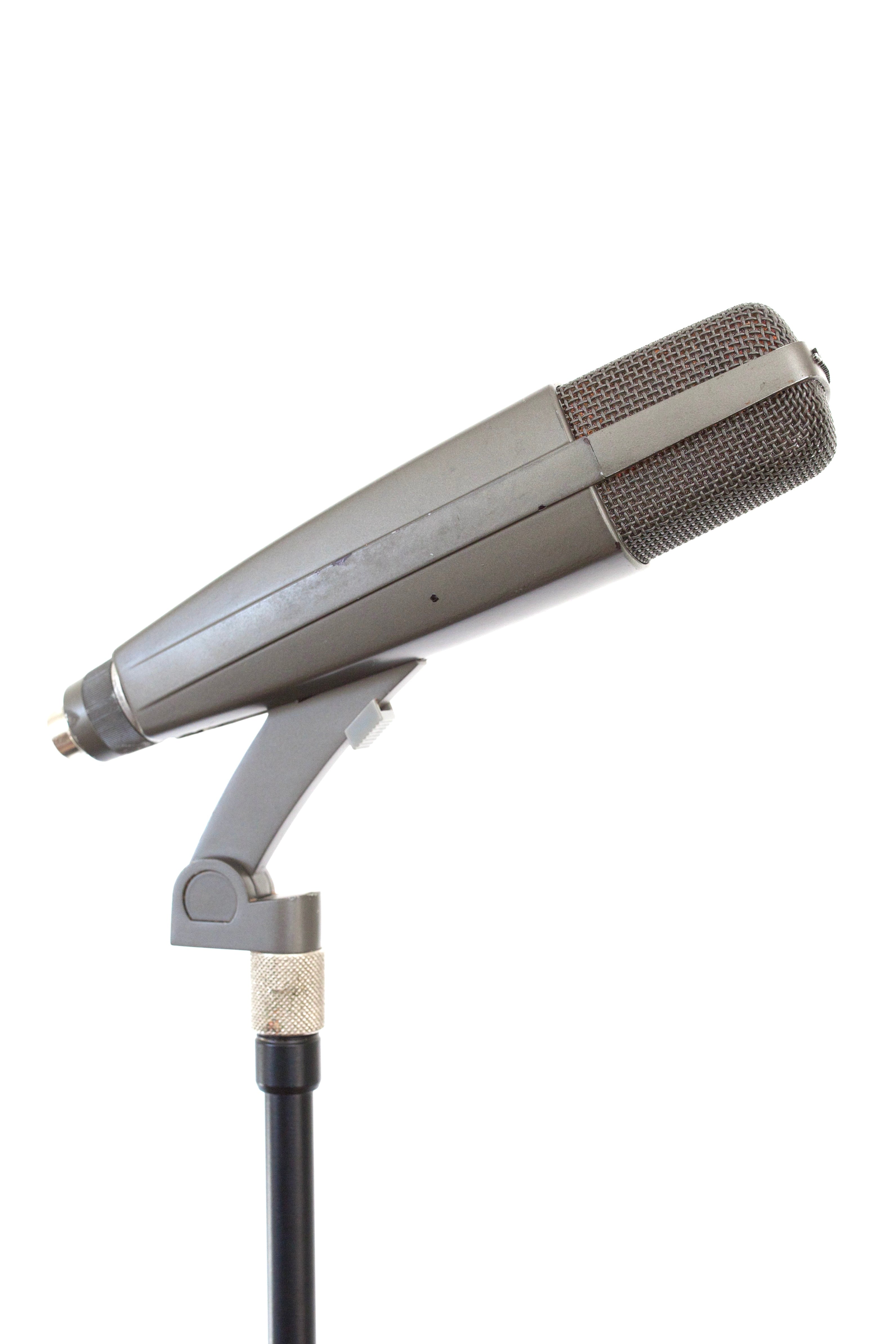 Sennheiser MD421/9 Dynamic Microphone – Cole Picks Vintage