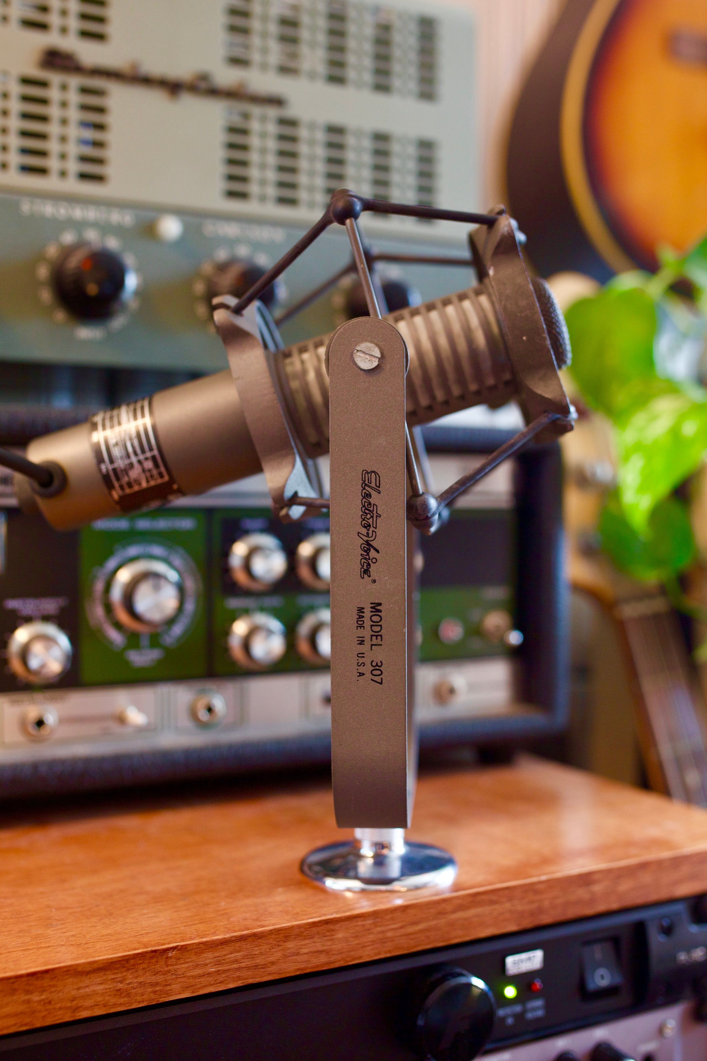 Electro Voice 668 Dynamic Microphone