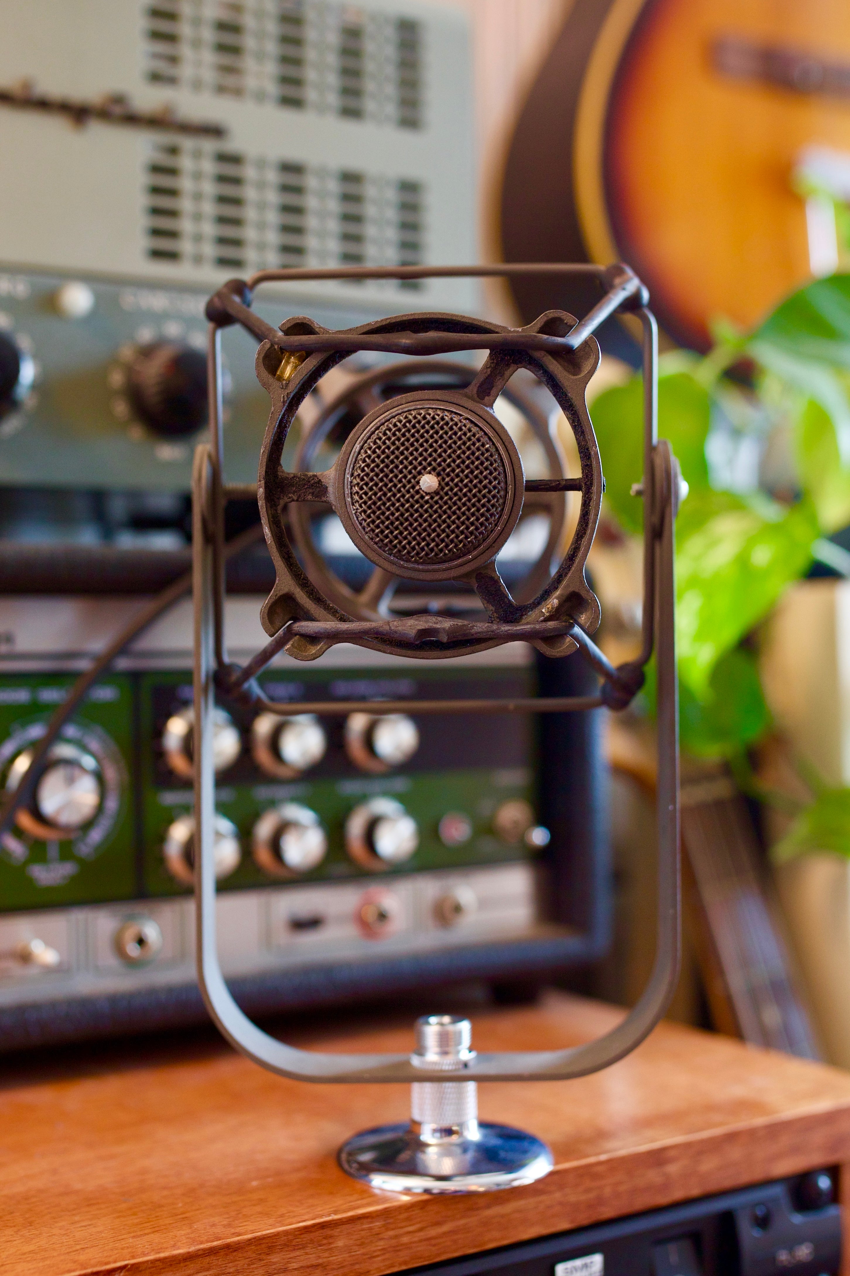 Electro Voice 668 Dynamic Microphone