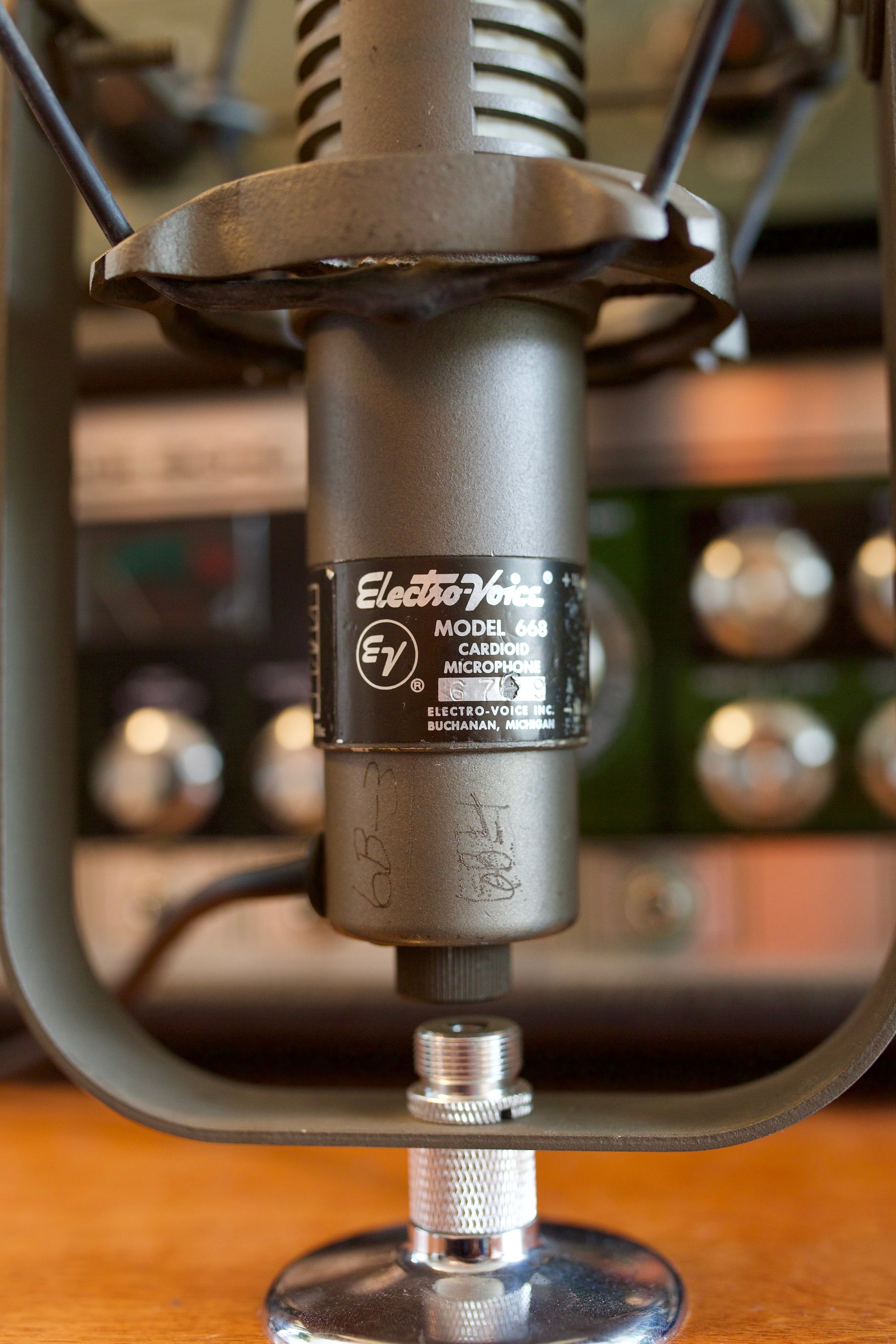 Electro Voice 668 Dynamic Microphone