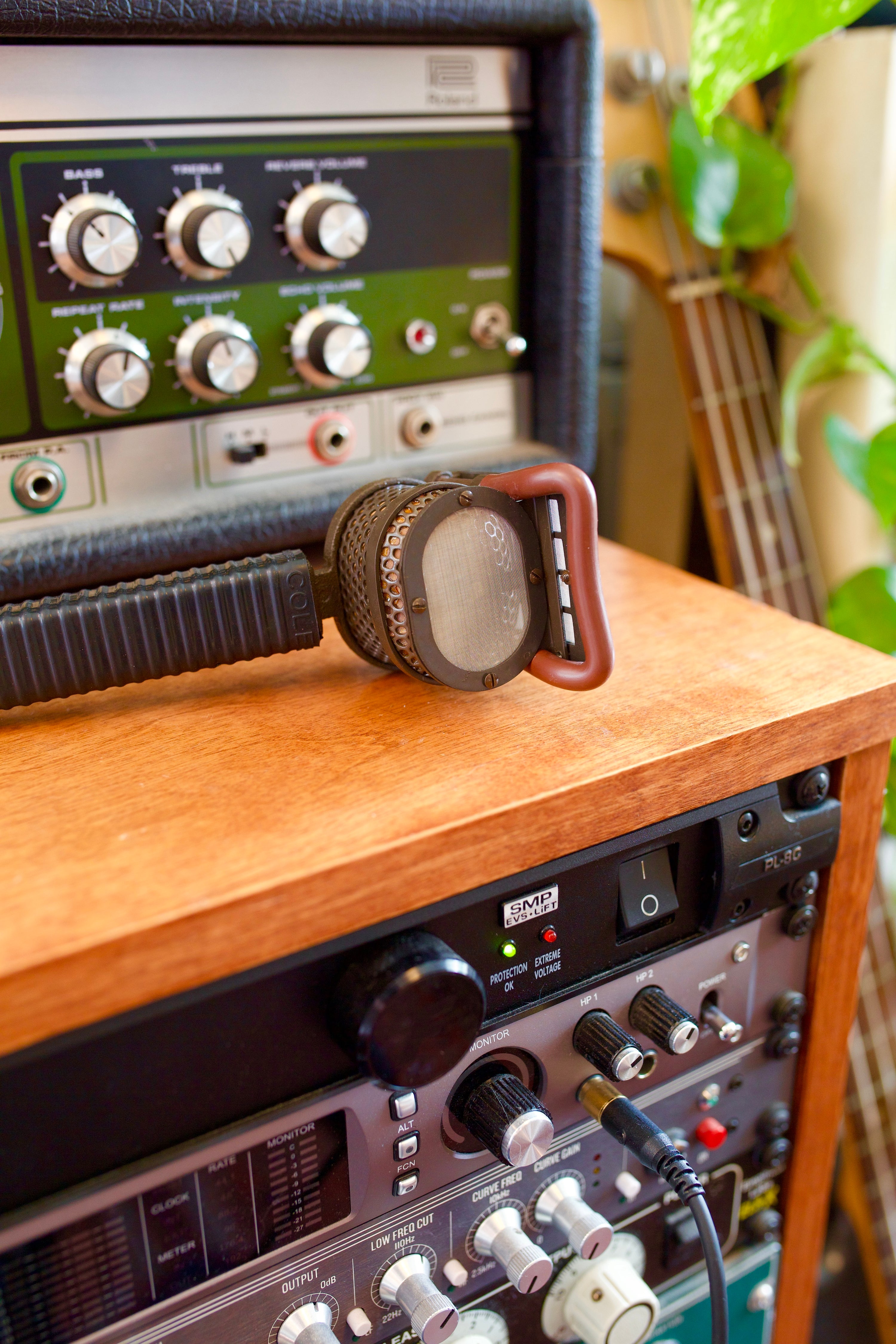 Coles 4104 Ribbon Microphone