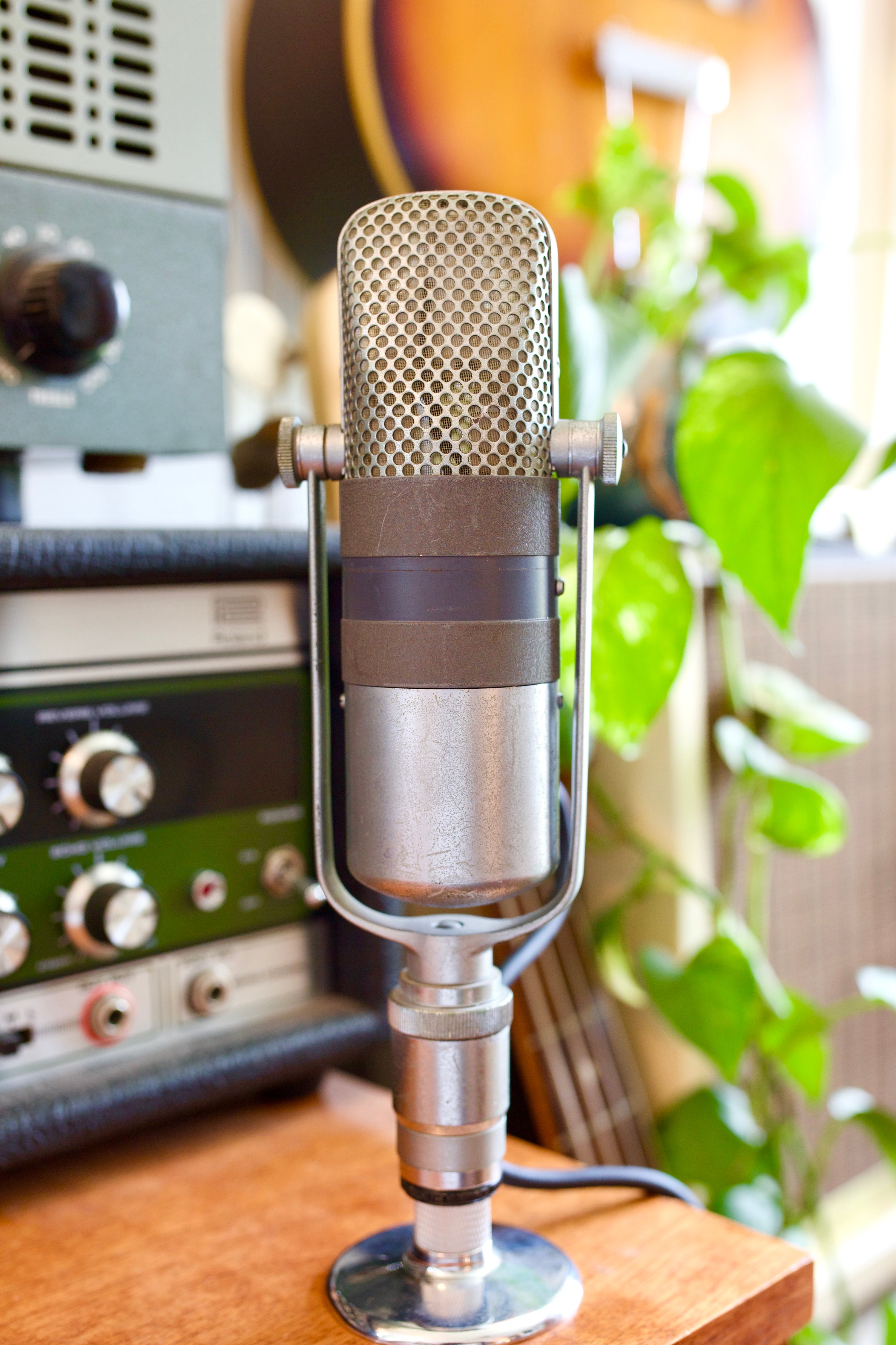 Aiwa VM-15 Ribbon Microphone