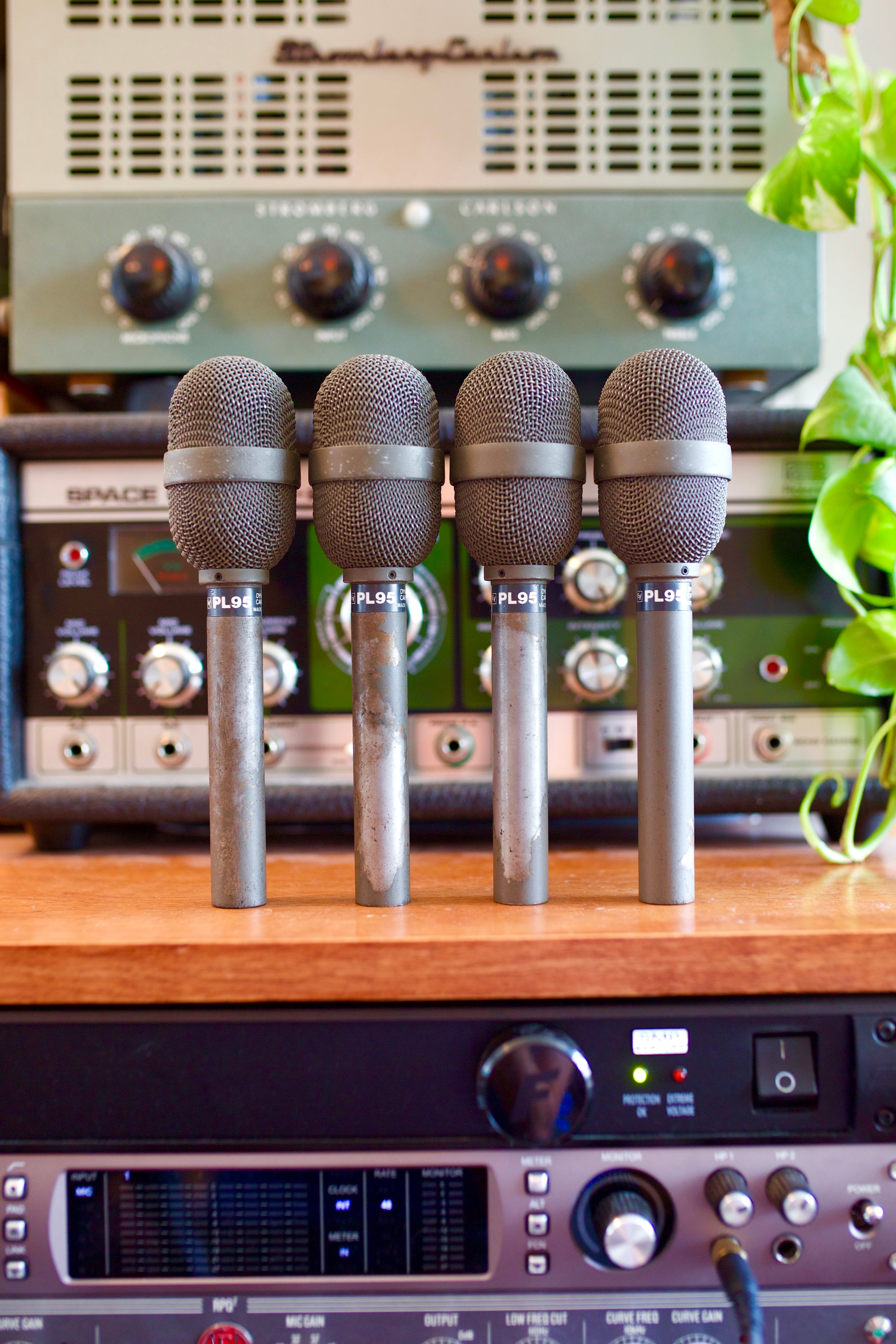 Electro Voice PL95 Dynamic Microphone Pair