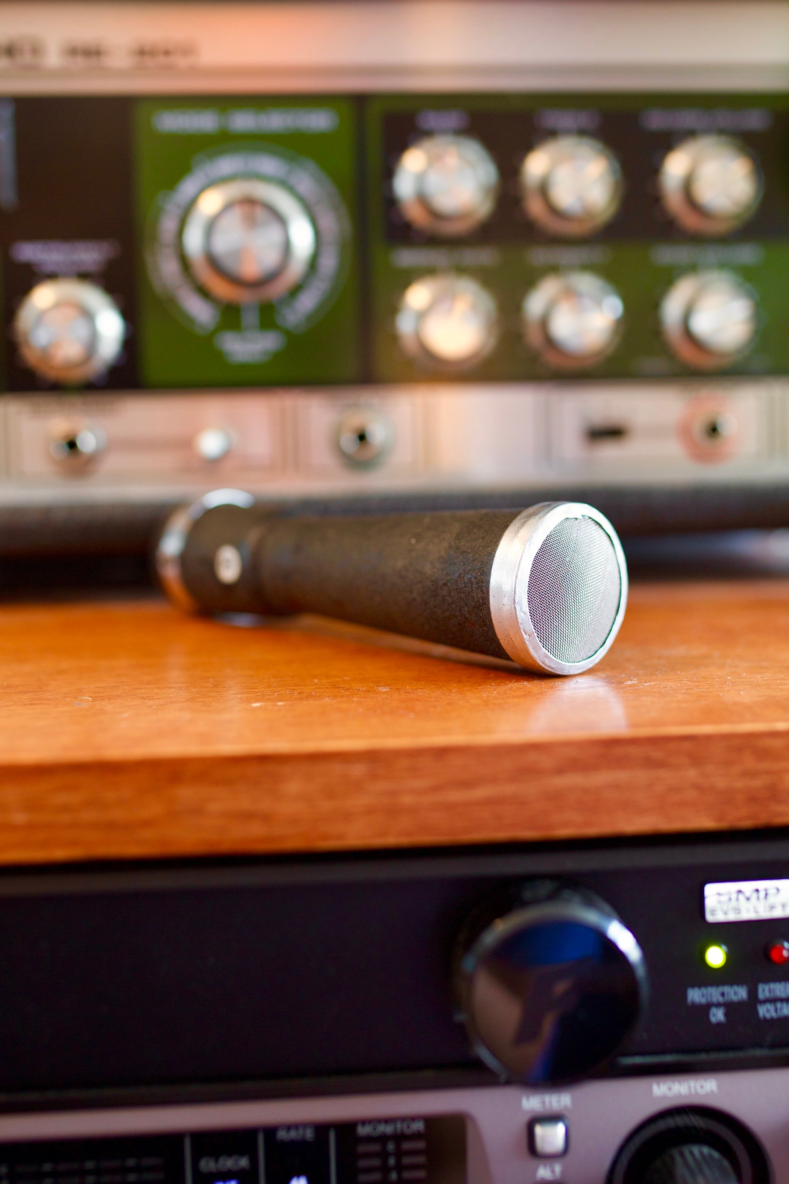 STC 4037C Dynamic Microphone