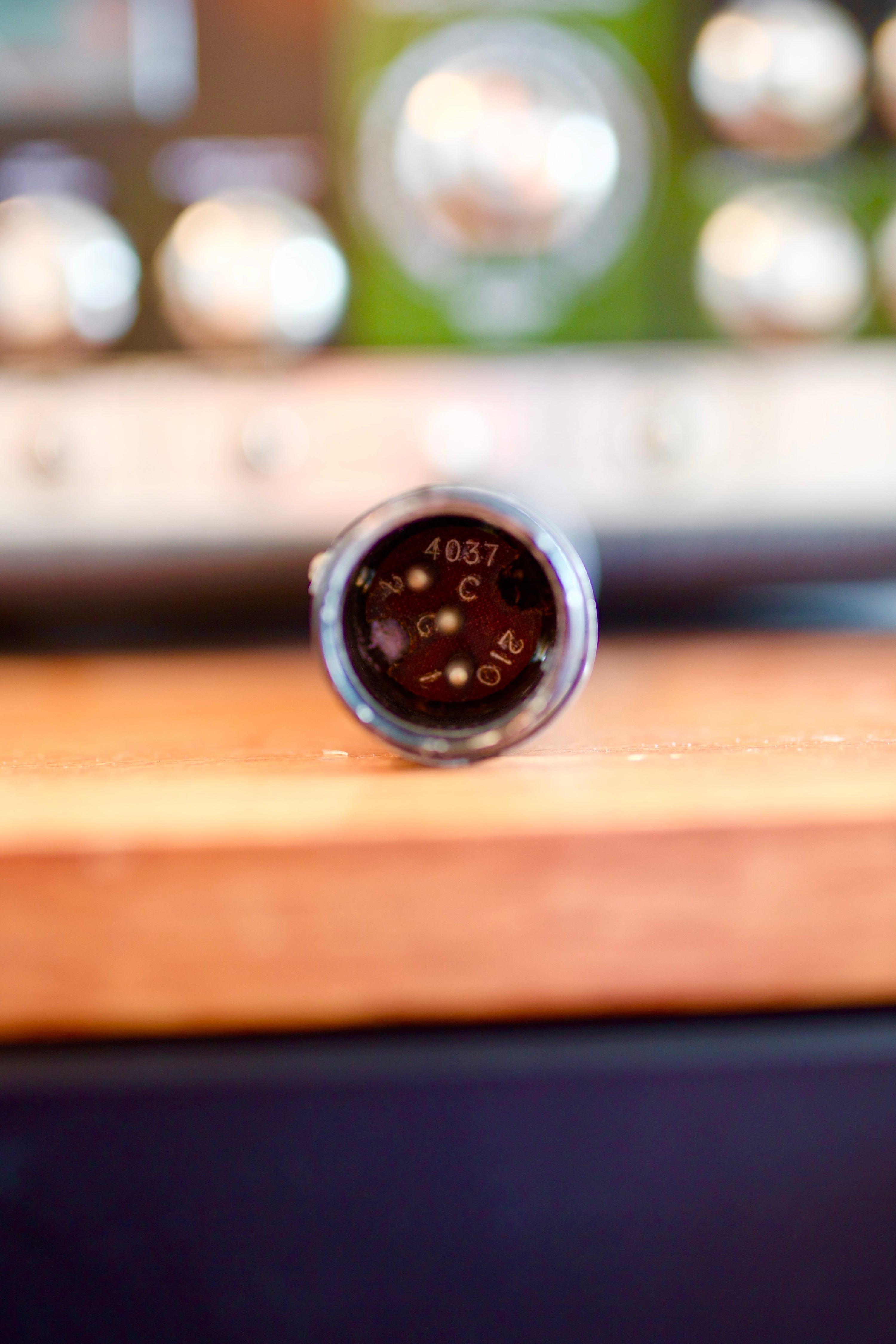 STC 4037C Dynamic Microphone
