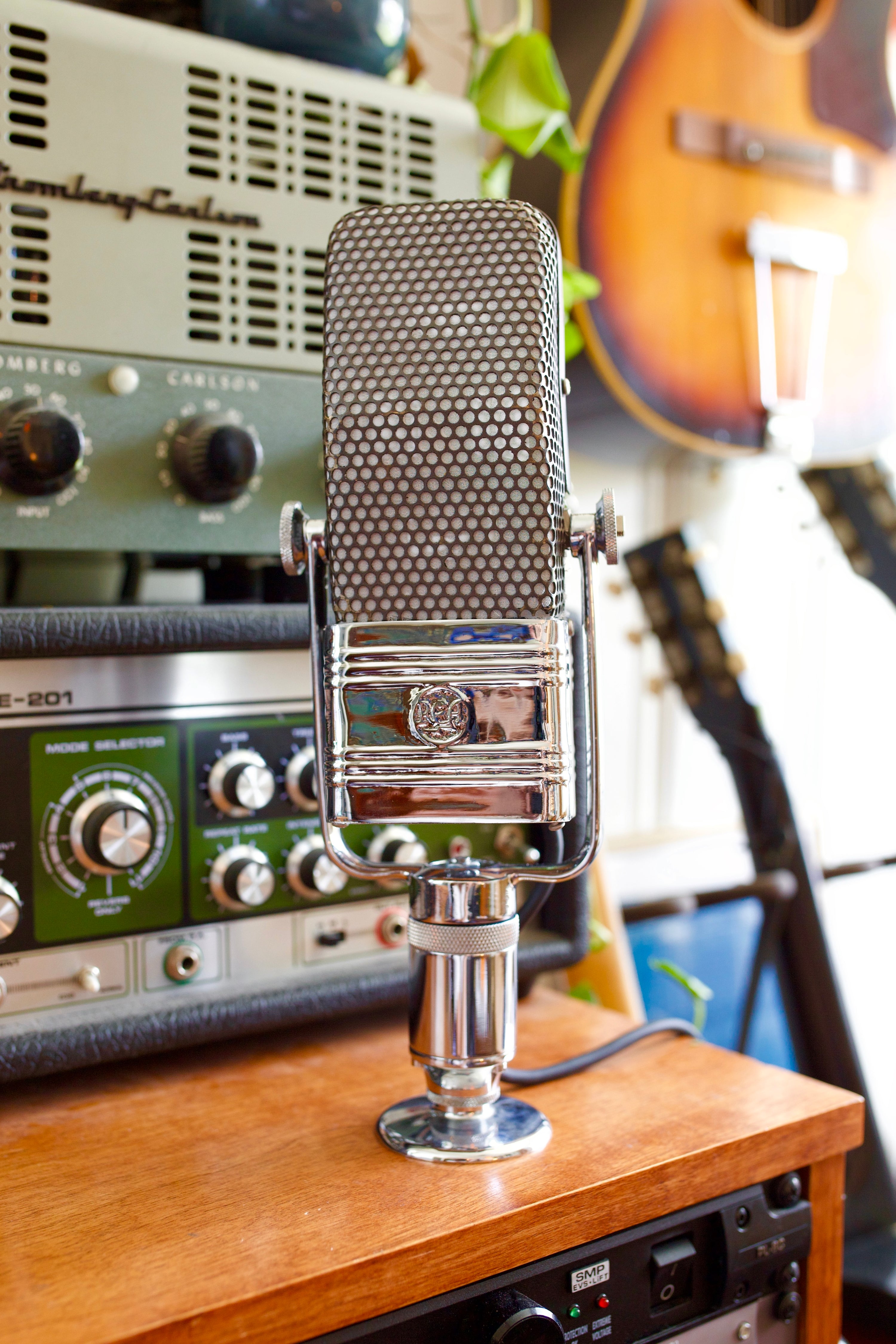RCA 44-BX Ribbon Microphone