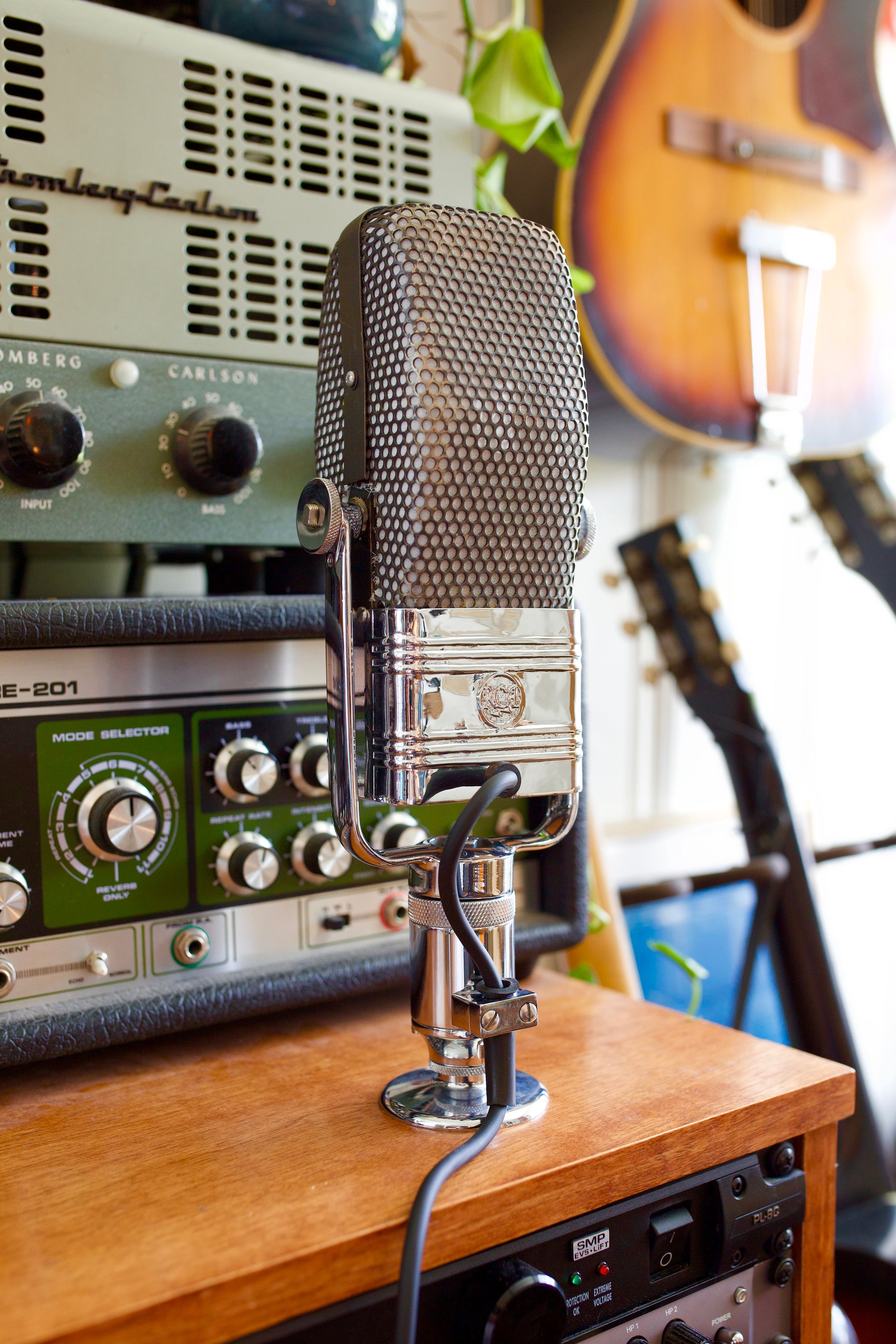 RCA 44-BX Ribbon Microphone