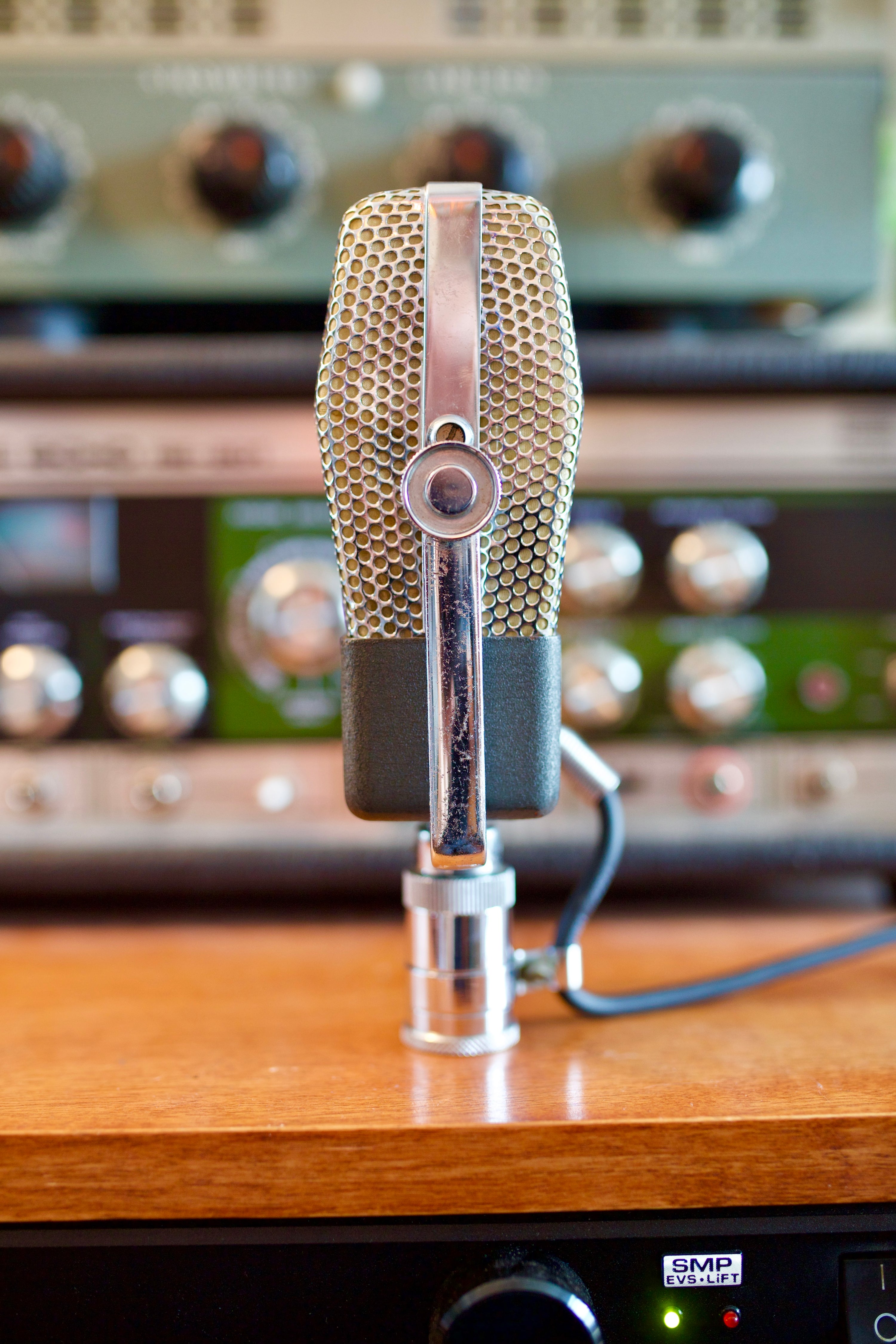 Toshiba Type F Ribbon Microphone