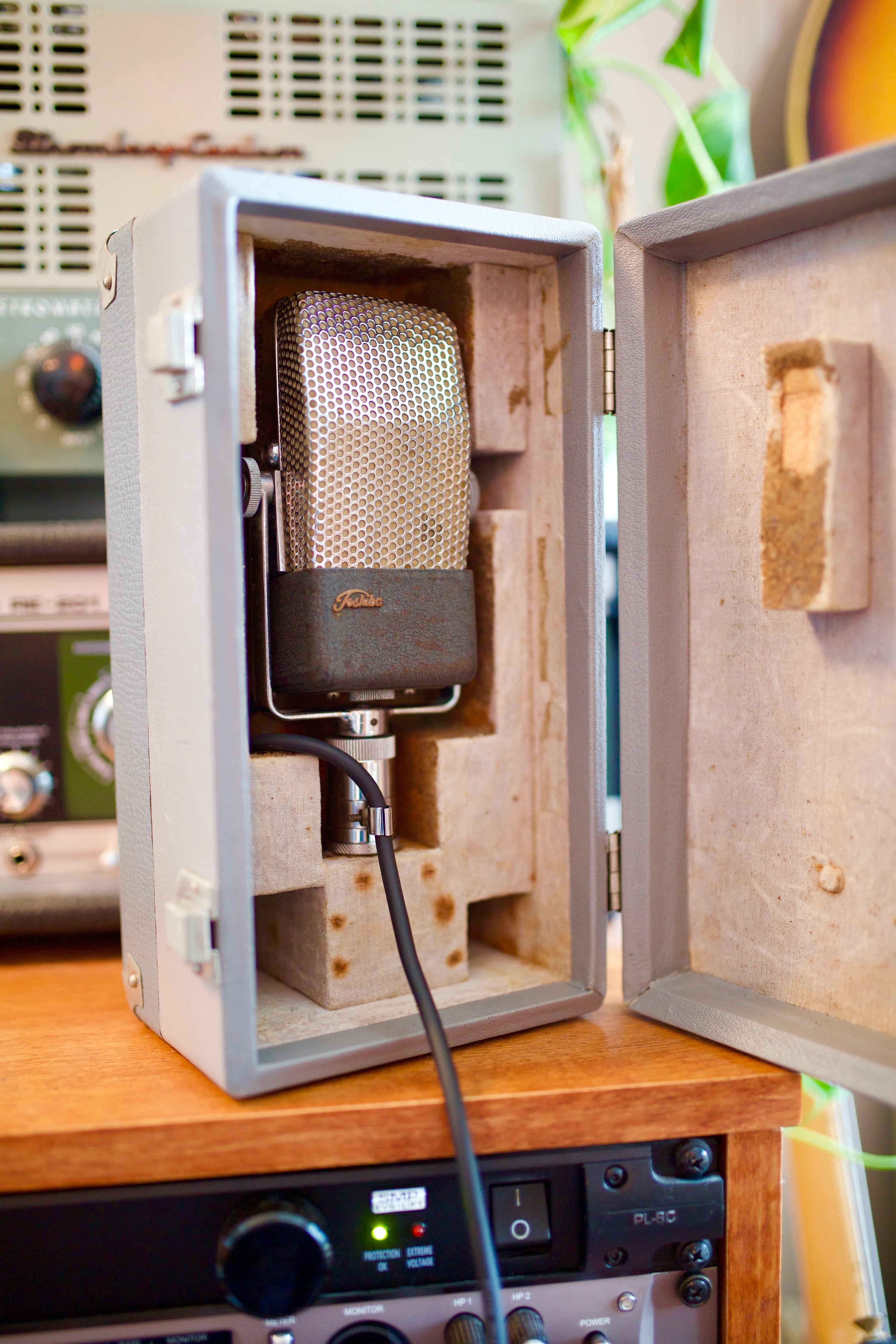 Toshiba Type F Ribbon Microphone