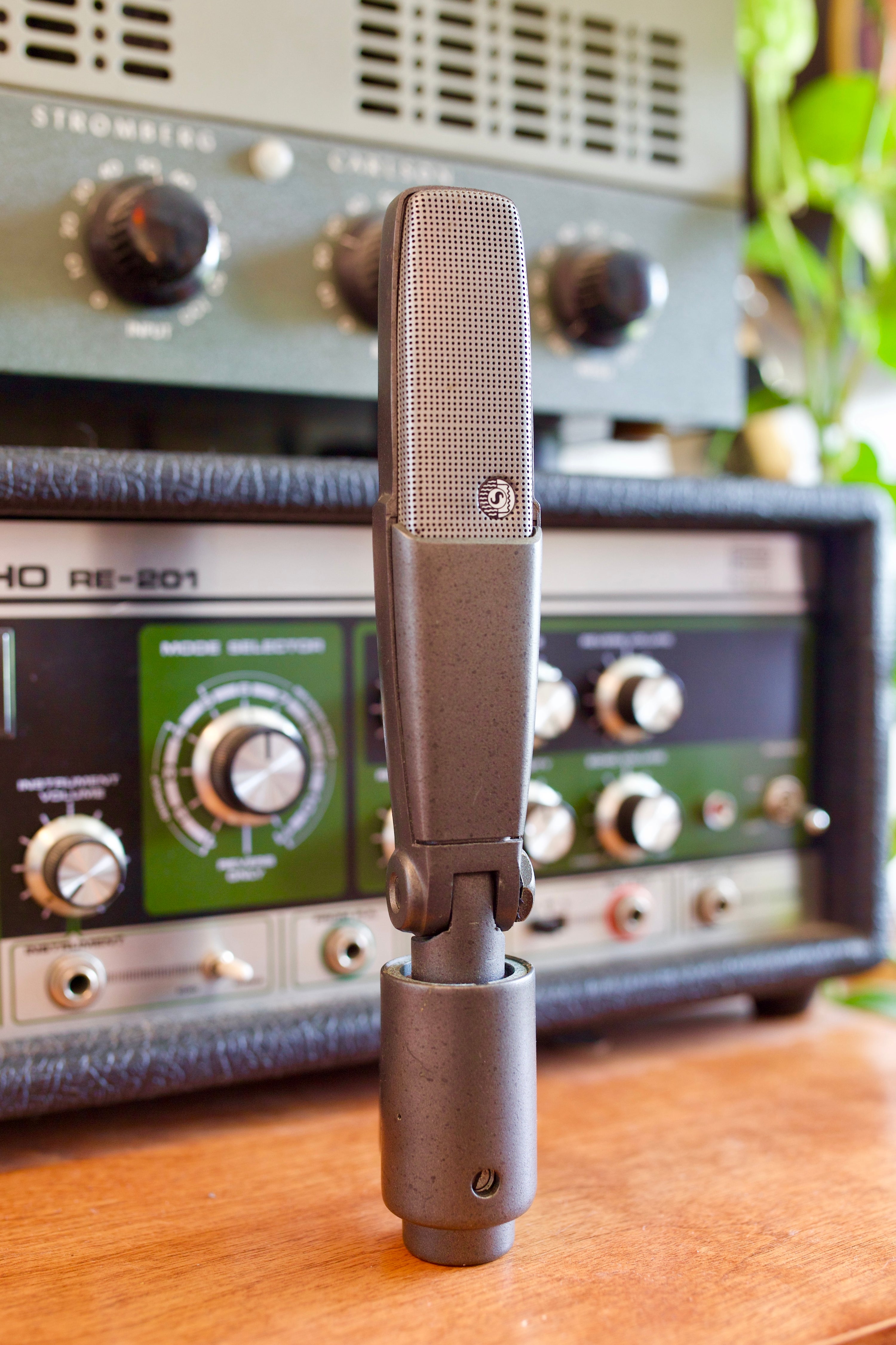 Shure 300 Ribbon Microphone