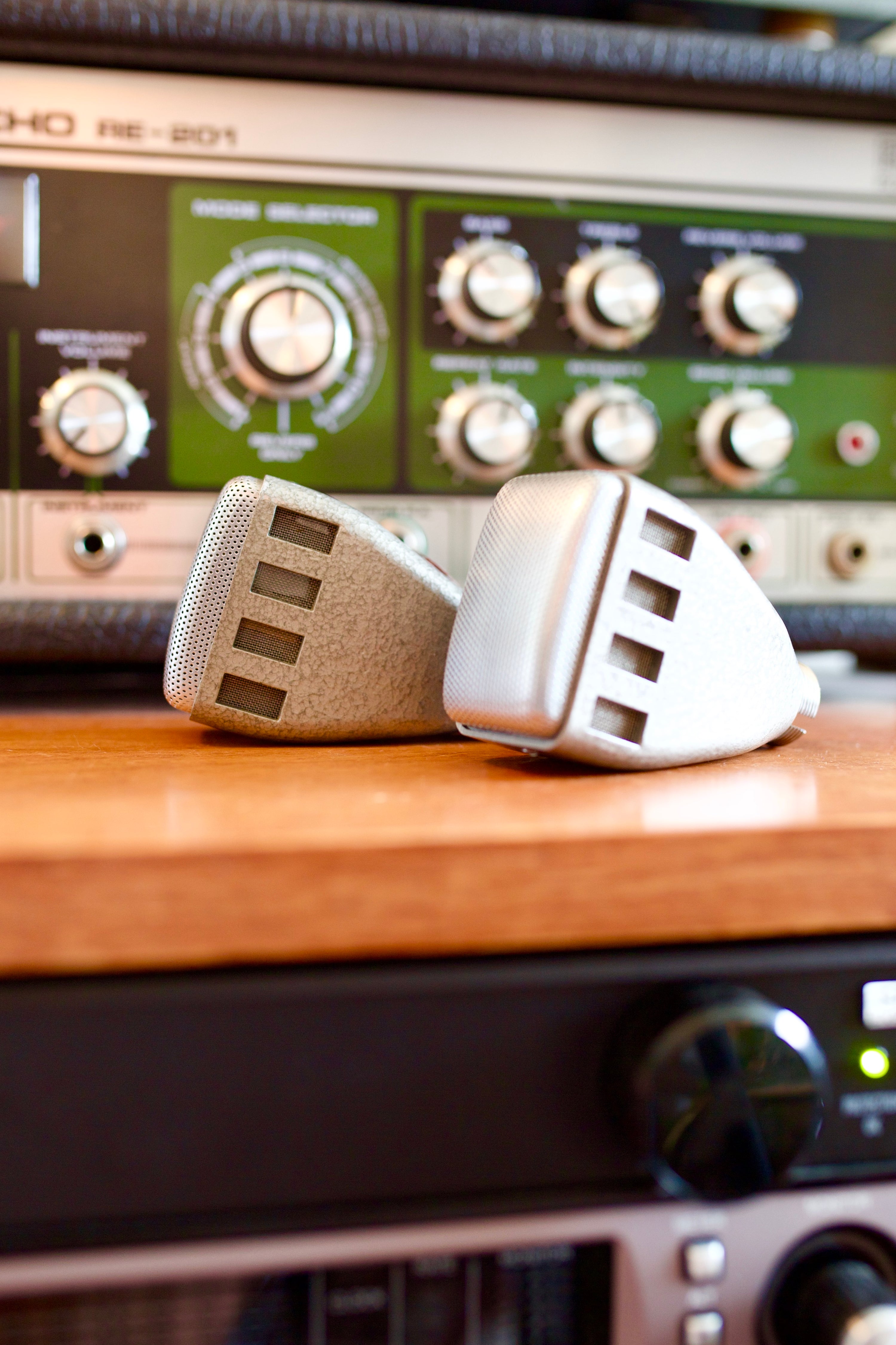 Reslo CR2H Ribbon Microphone Pair