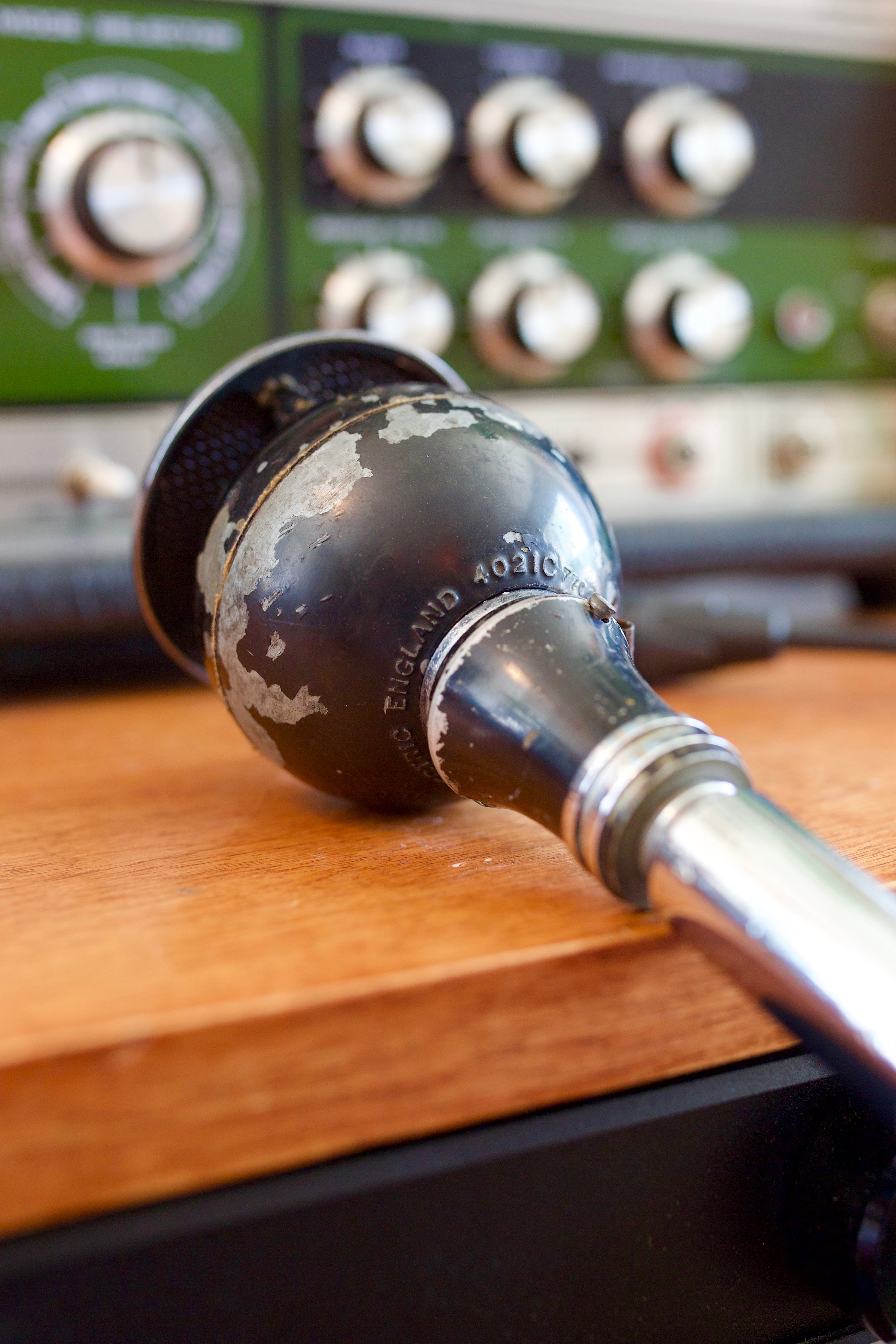 STC 4021C Dynamic Microphone