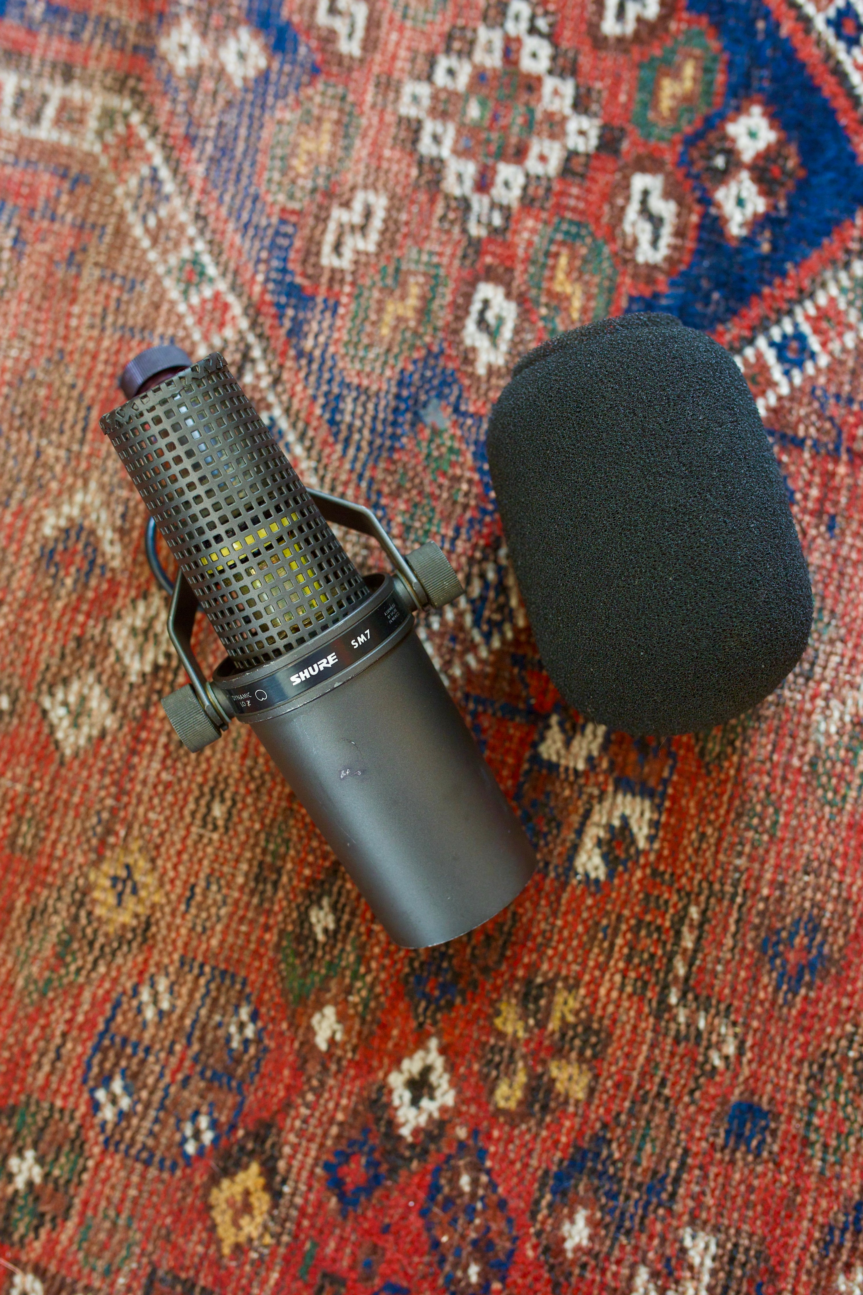 Shure SM7 Dynamic Microphone
