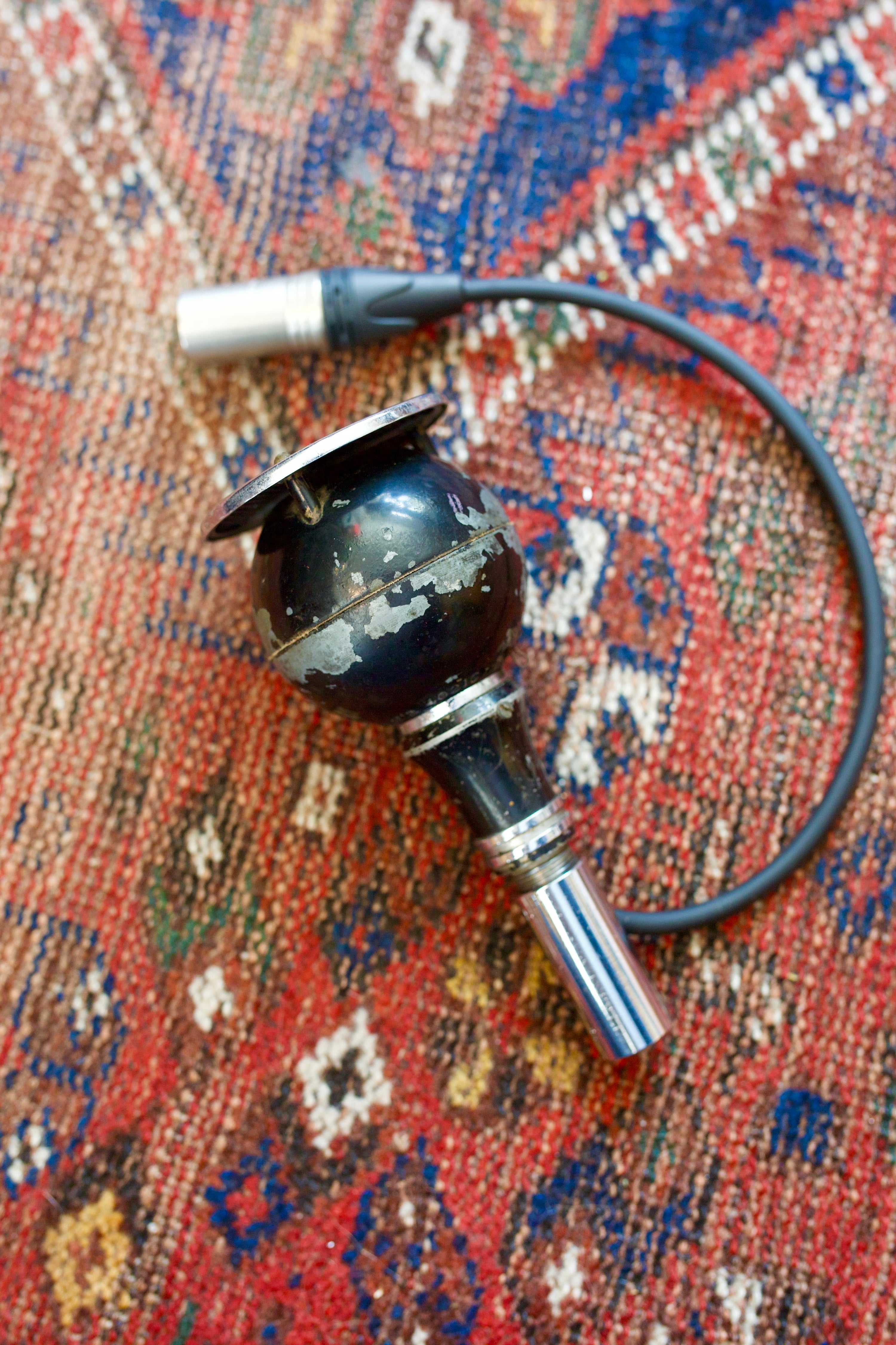 STC 4021C Dynamic Microphone