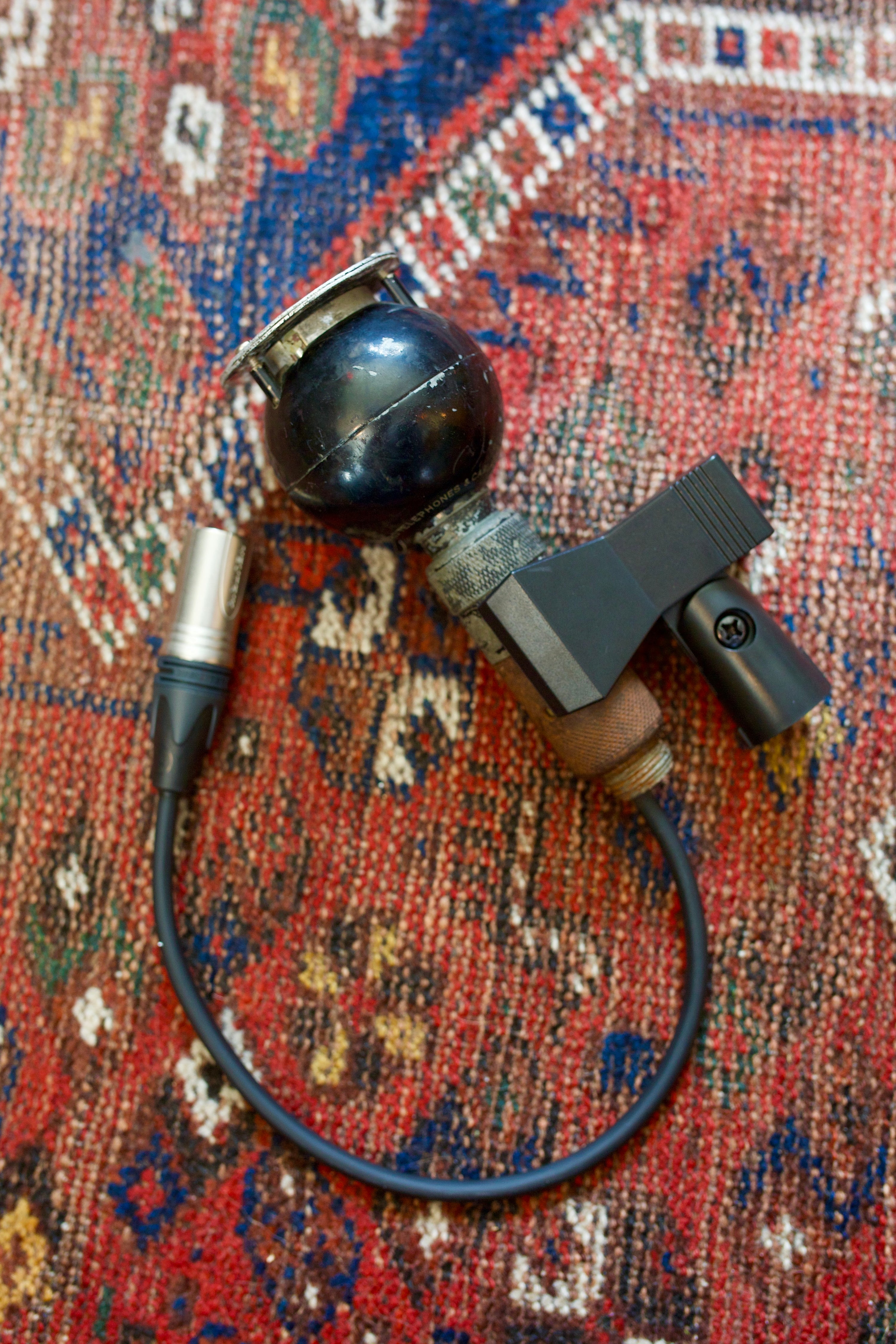 STC 4021D Dynamic Microphone