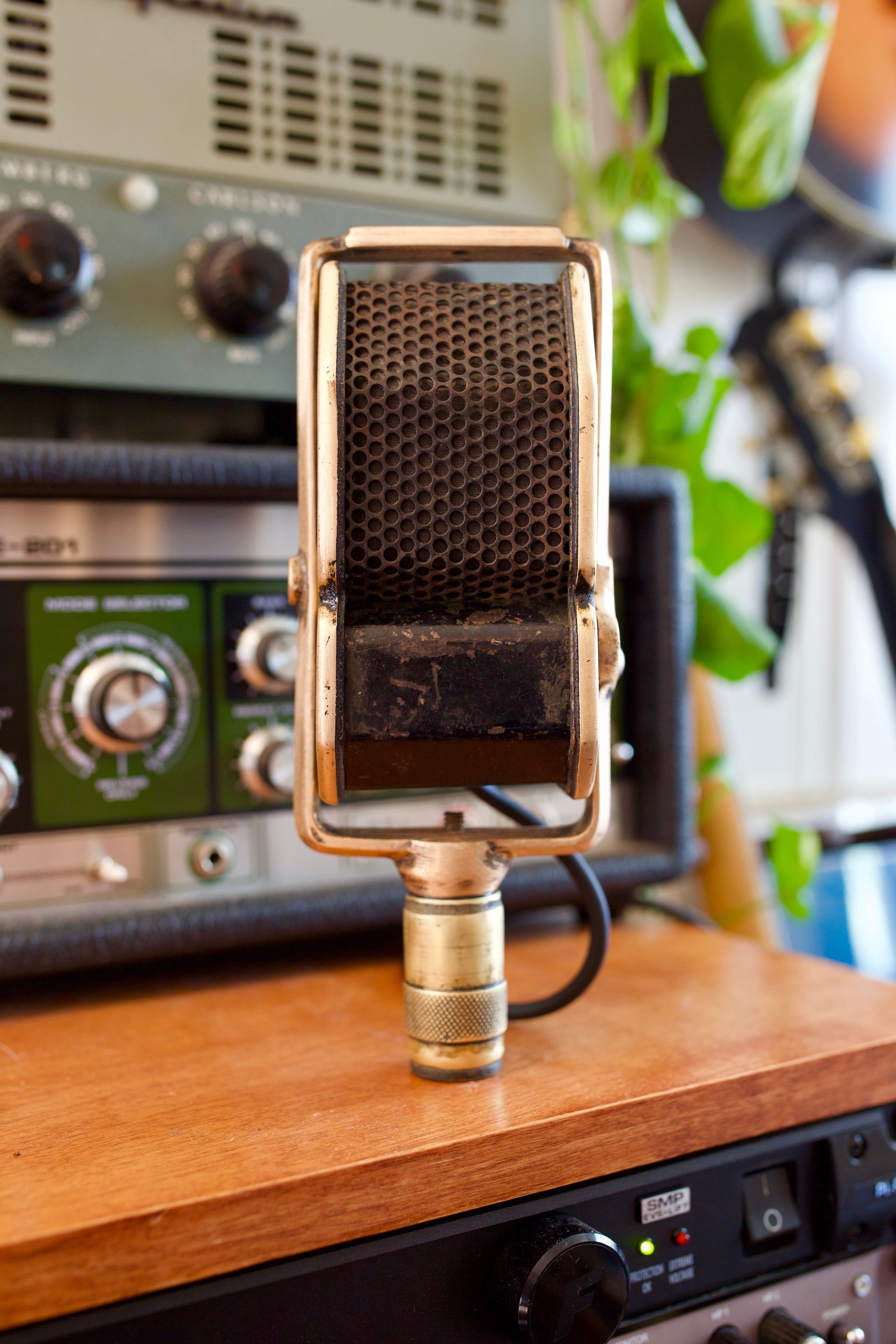 Amperite SR80 Ribbon Microphone