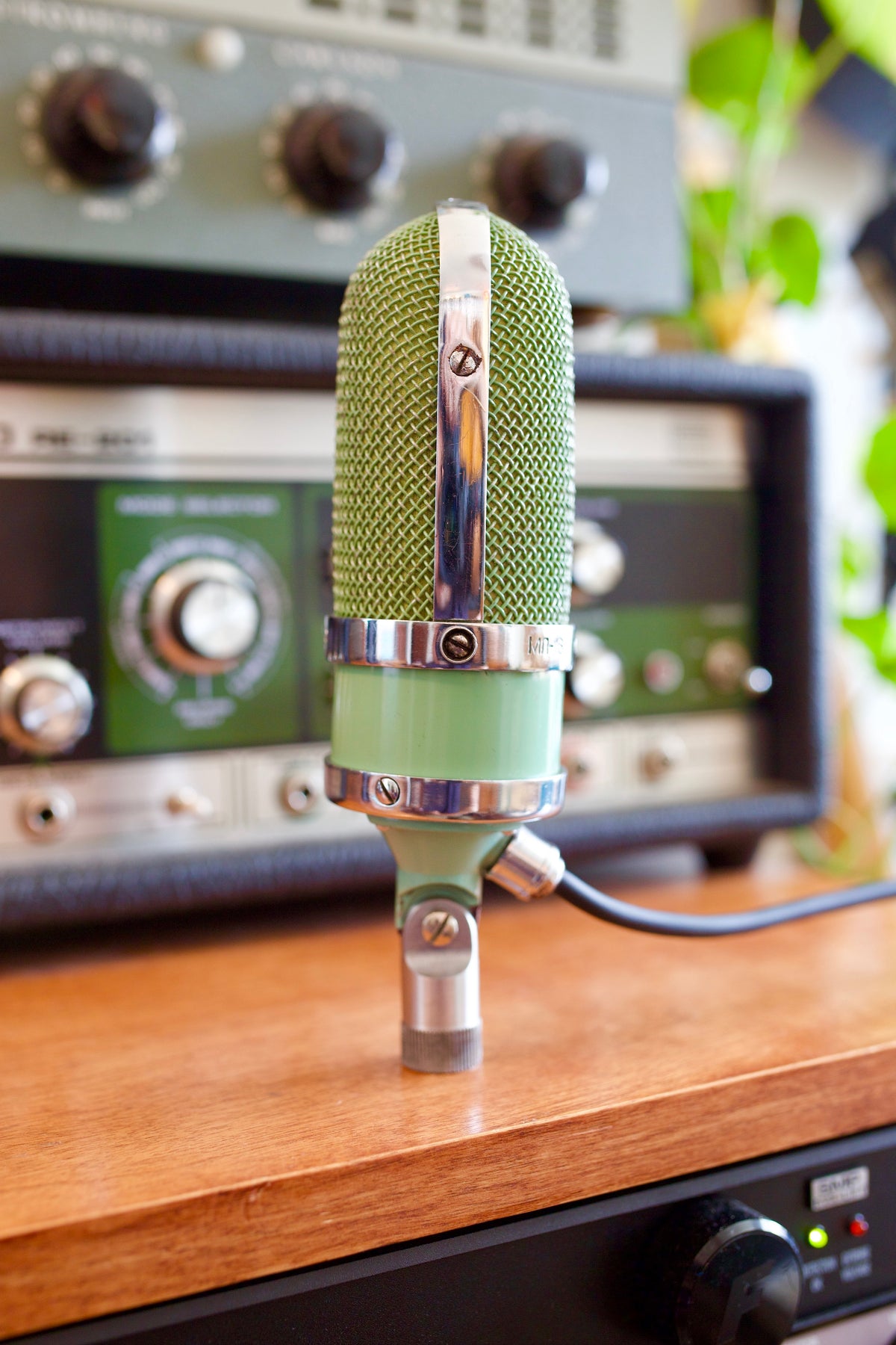 Oktava ML-16 Ribbon Microphone
