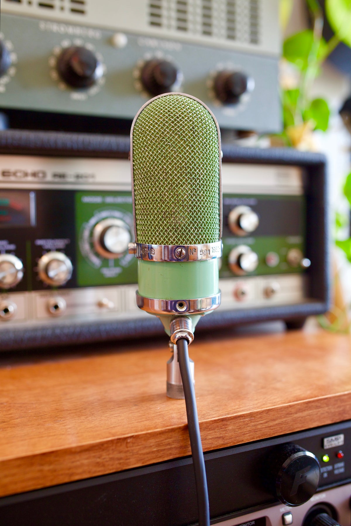 Oktava ML-16 Ribbon Microphone