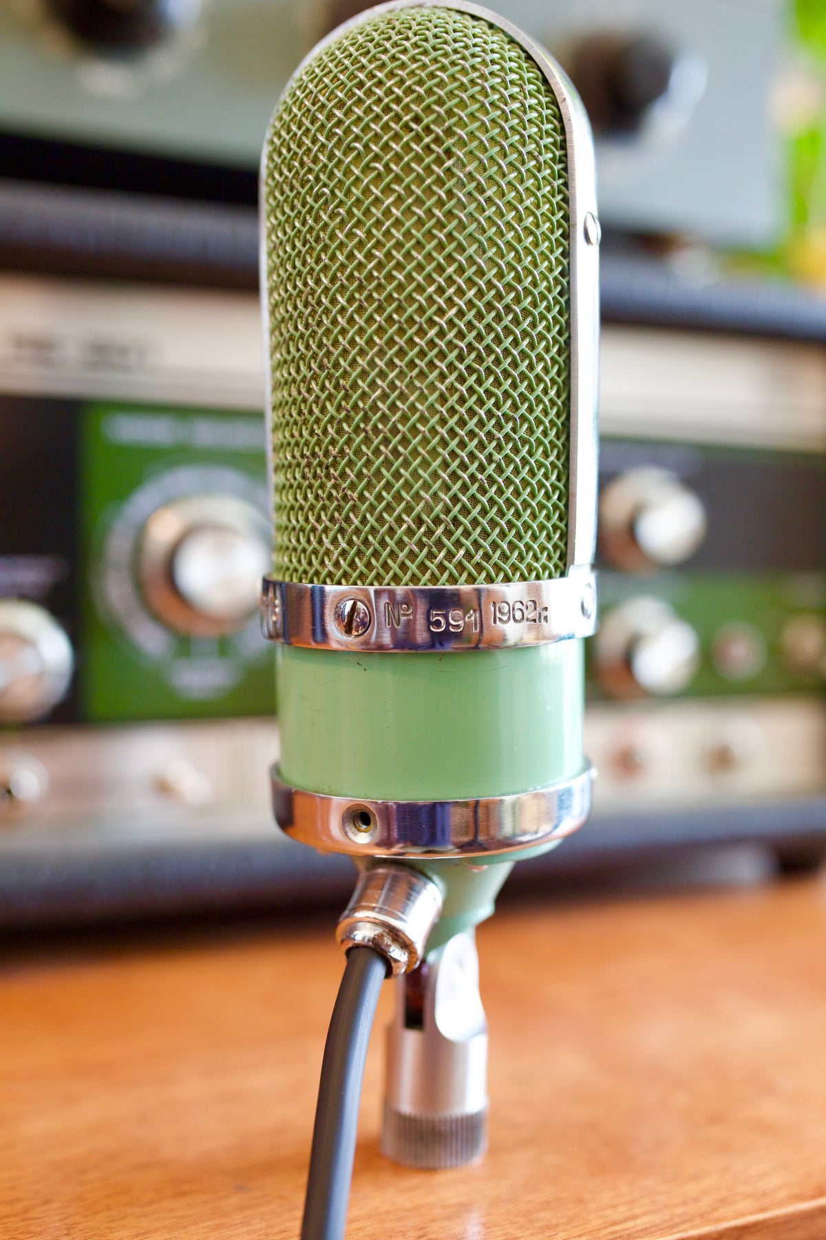 Oktava ML-16 Ribbon Microphone