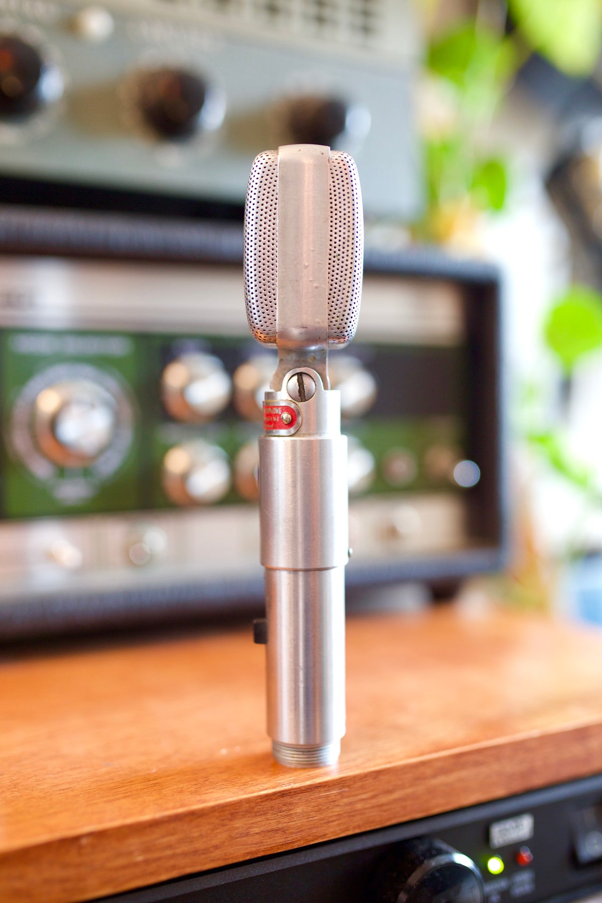 Reslo (VOX Branded) Ribbon Microphone