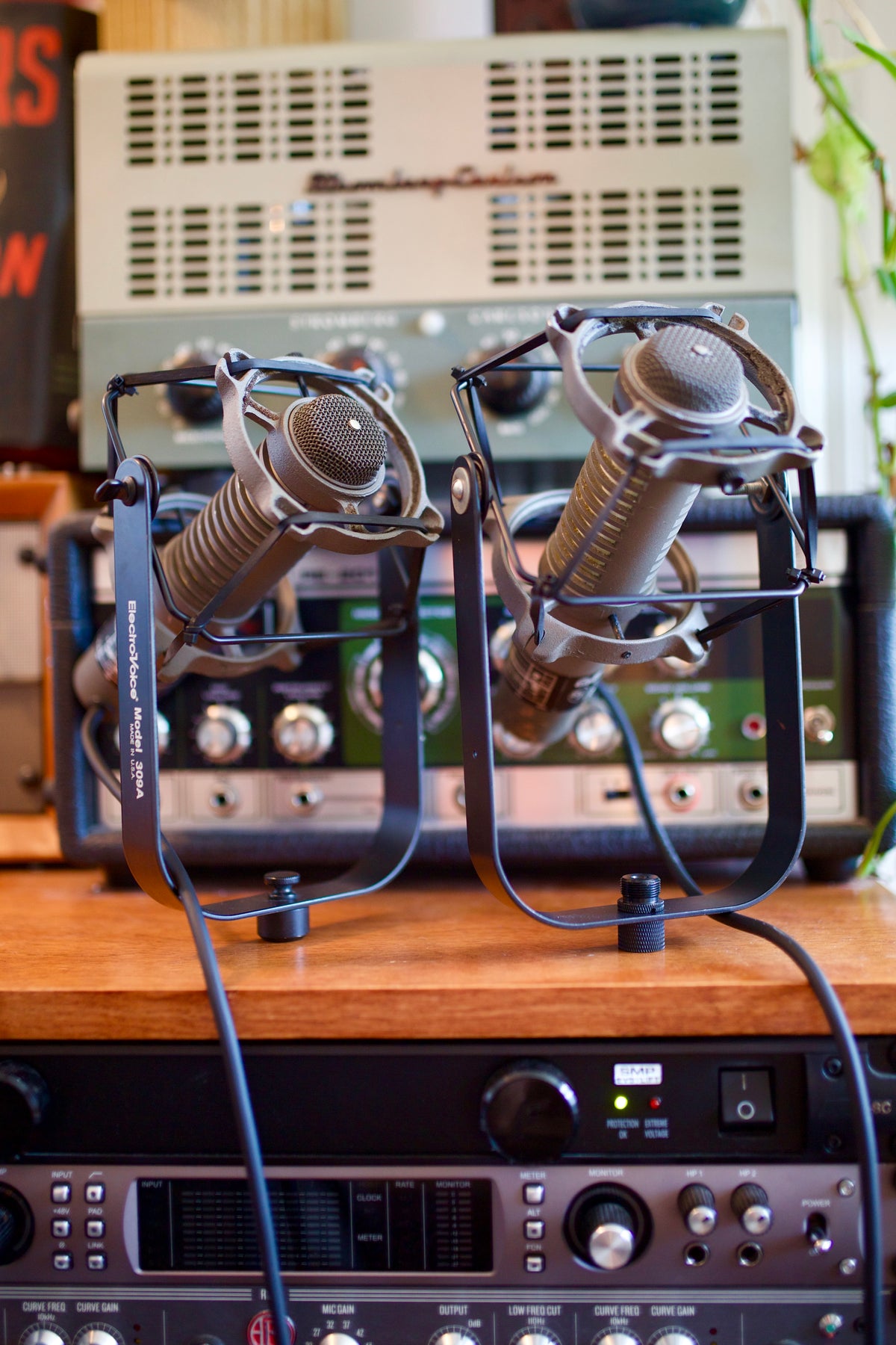 Electro Voice 668 Dynamic Microphone