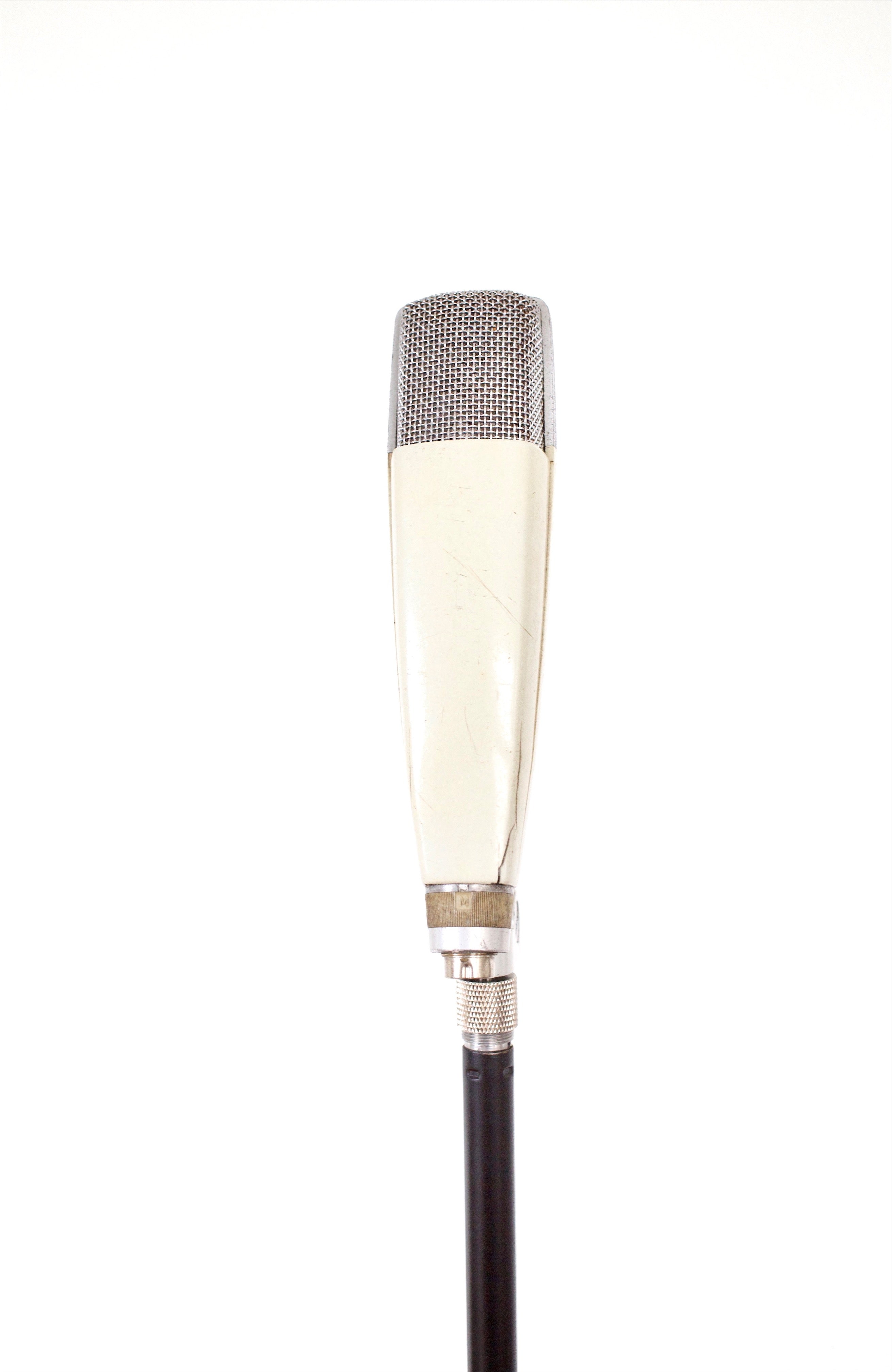 Sennheiser MD421 Dynamic Microphone