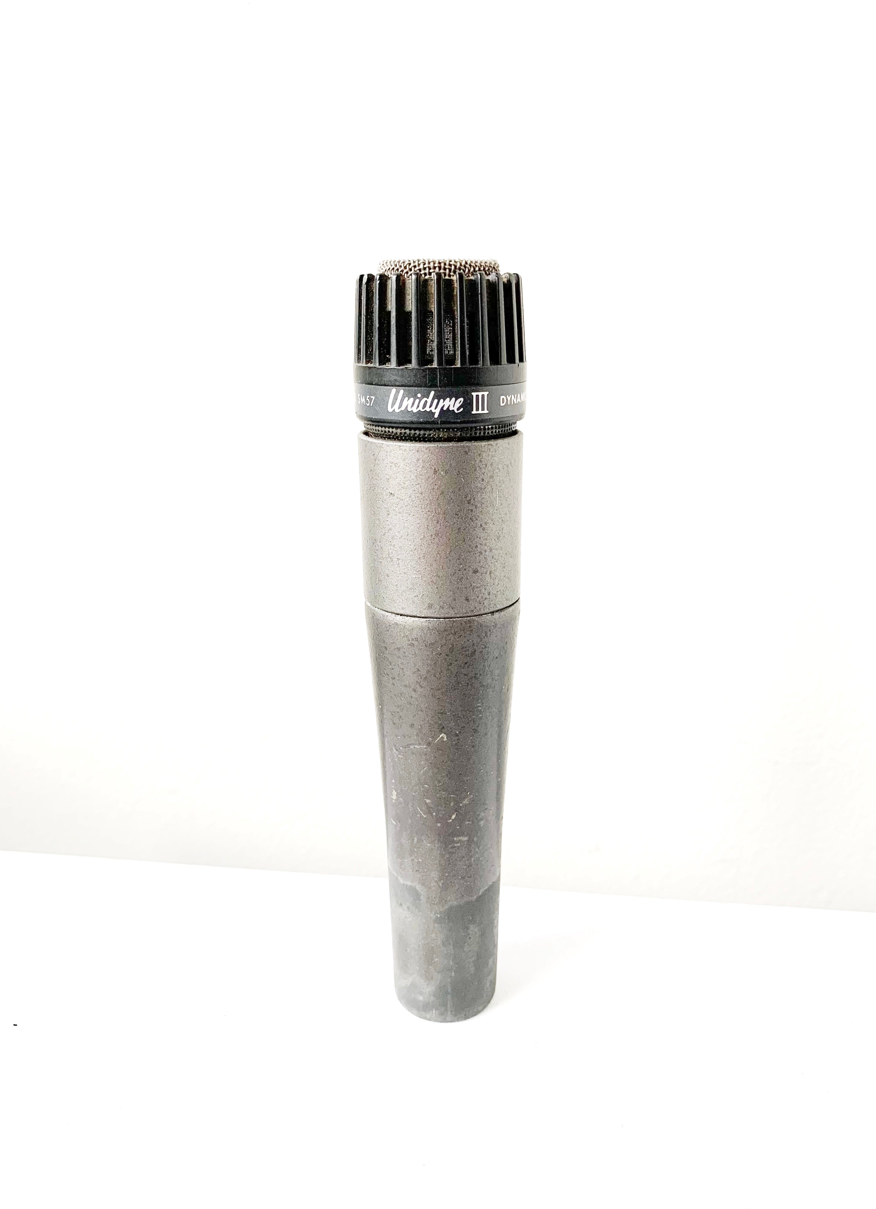 Shure SM57 Unidyne III Dynamic Microphone