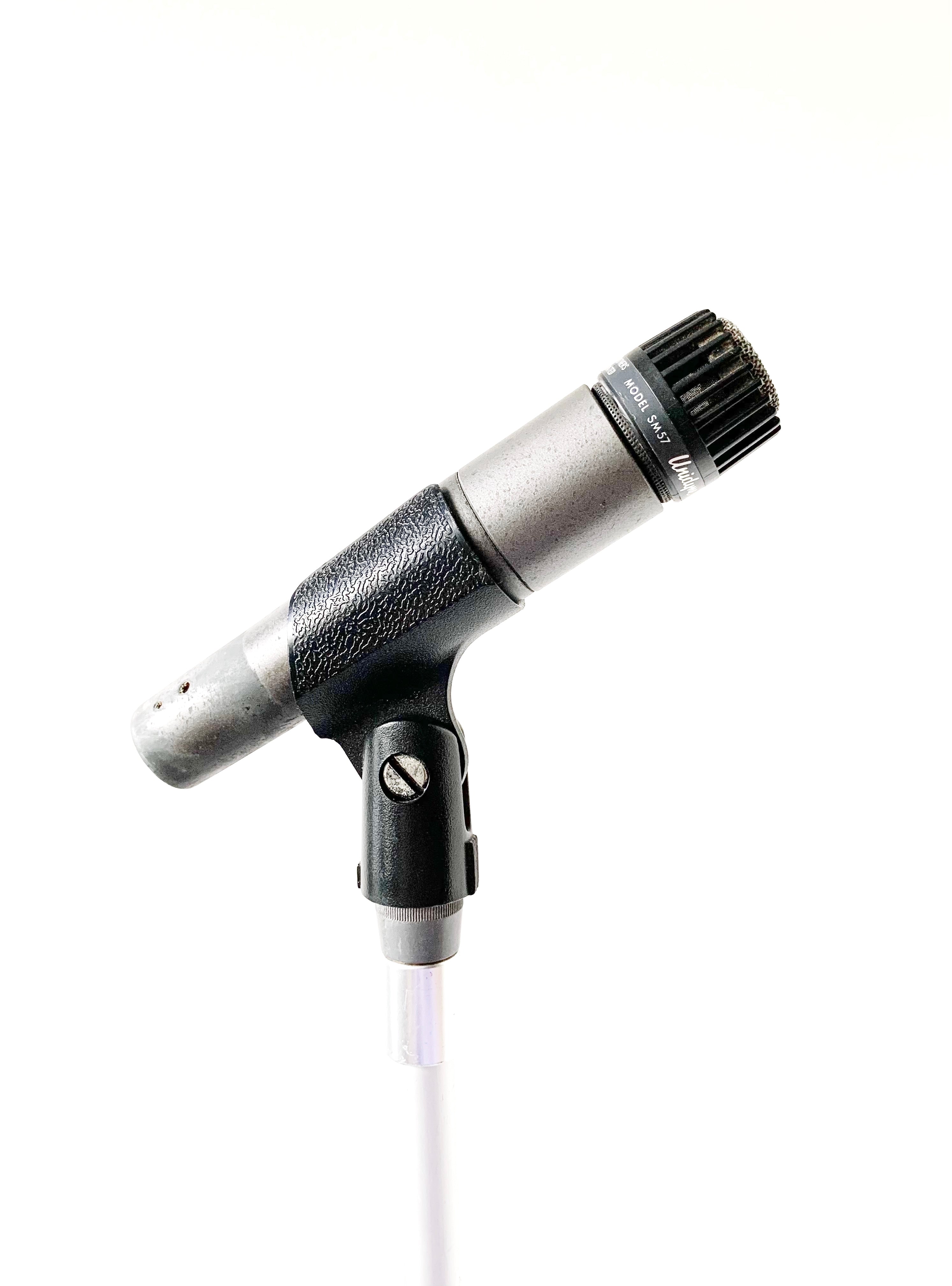 Shure SM57 Unidyne III Dynamic Microphone