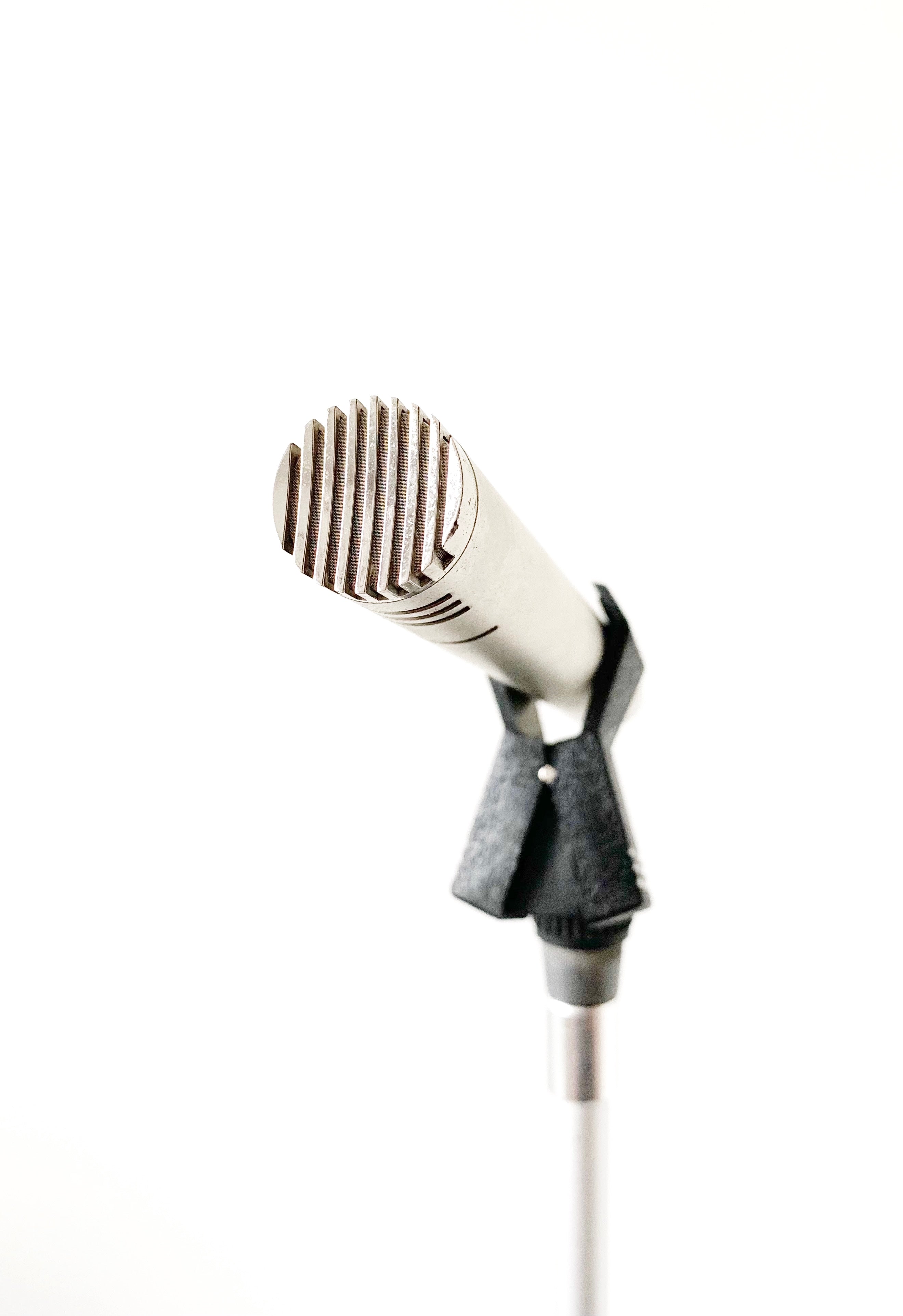 AKG D224E Dynamic Microphone (High Freq System Only) – Cole