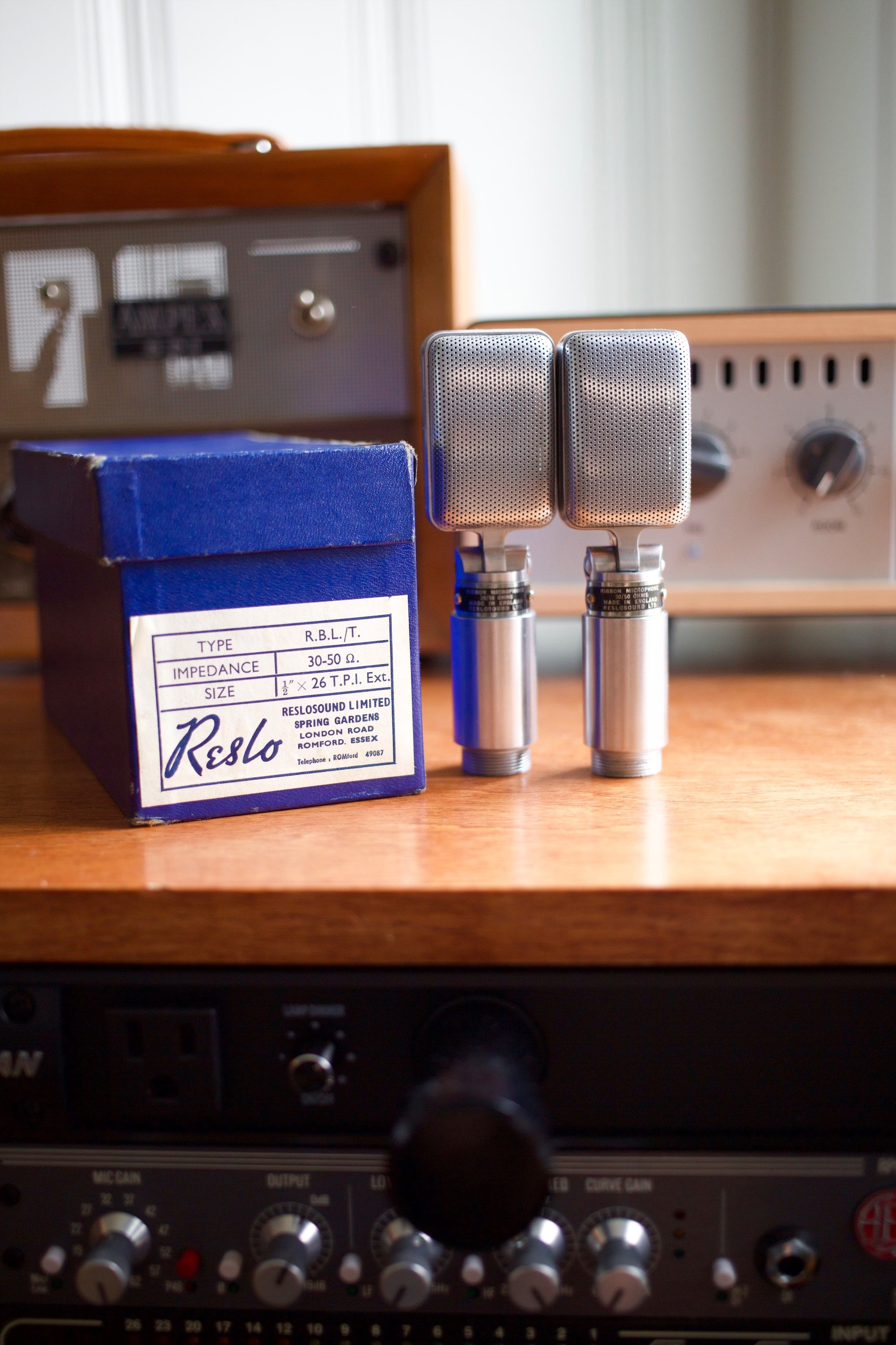 Reslo RB Ribbon Microphone Pair – Cole Picks Vintage