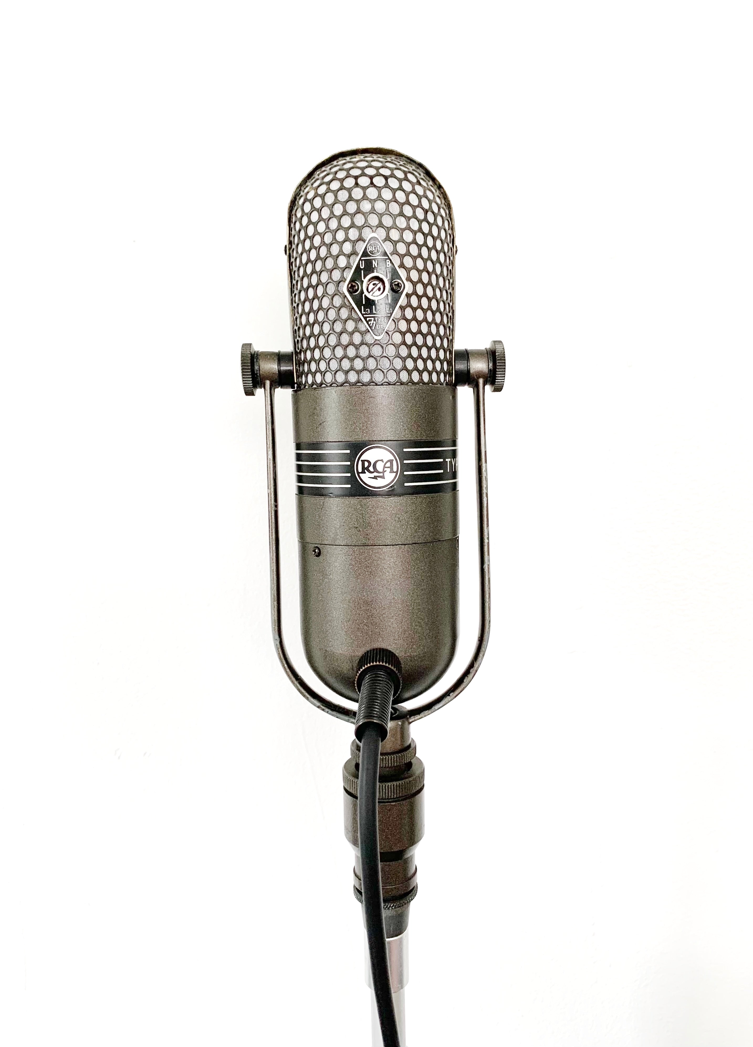 RCA 77-DX Ribbon Microphone