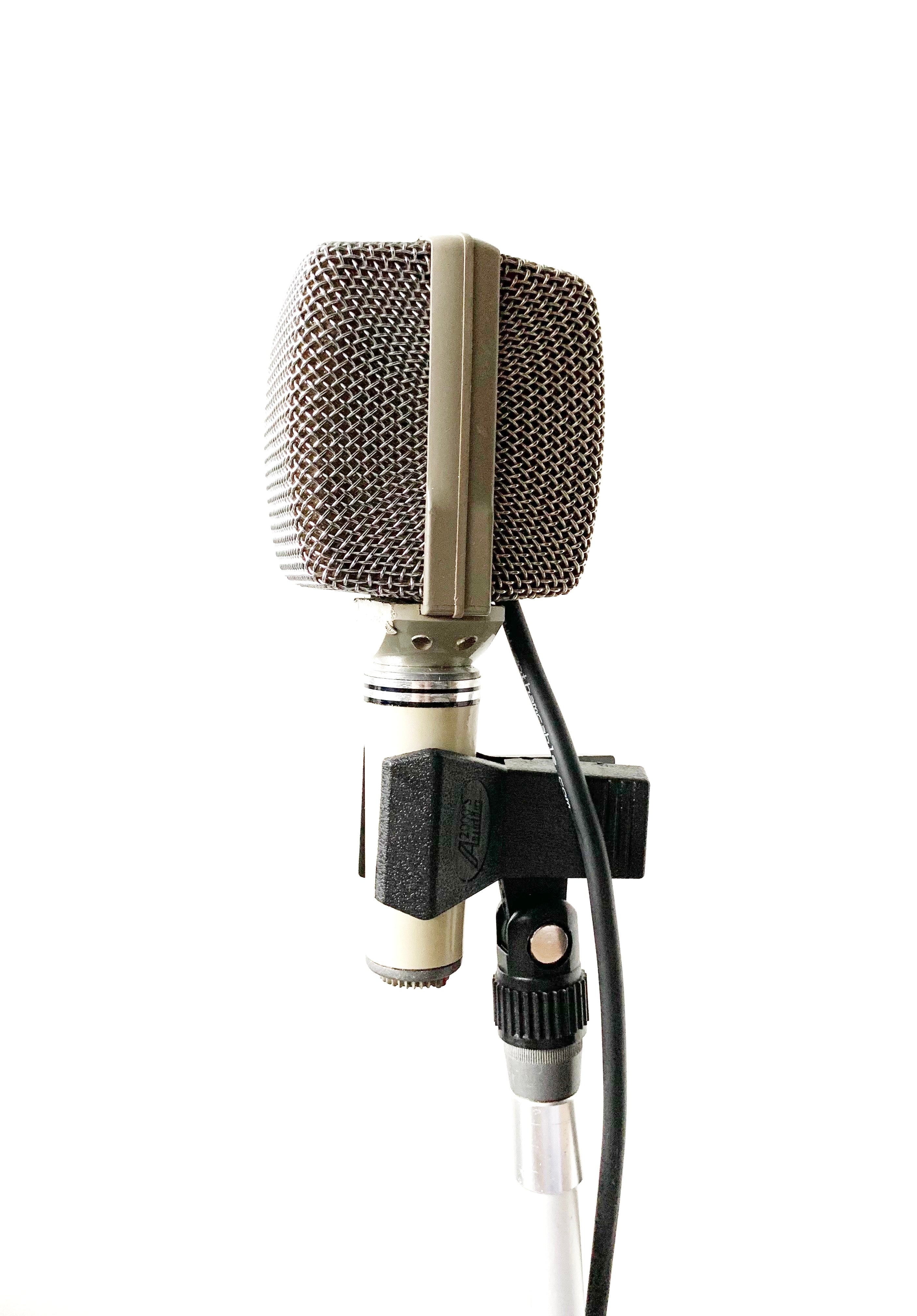 05 AKG D12 ビンテージ Echolette Select Master Dynamic Microphone (AKG D12) – Cole