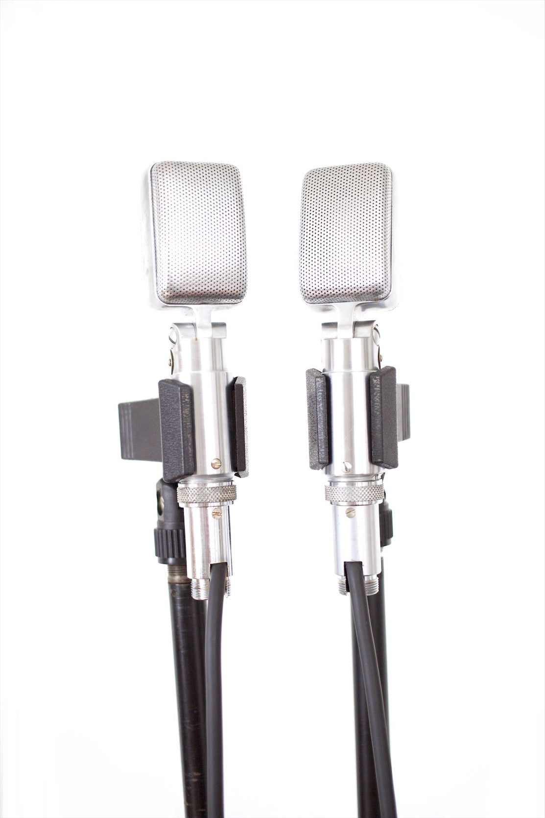 Reslo RB Ribbon Microphone Pair – Cole Picks Vintage