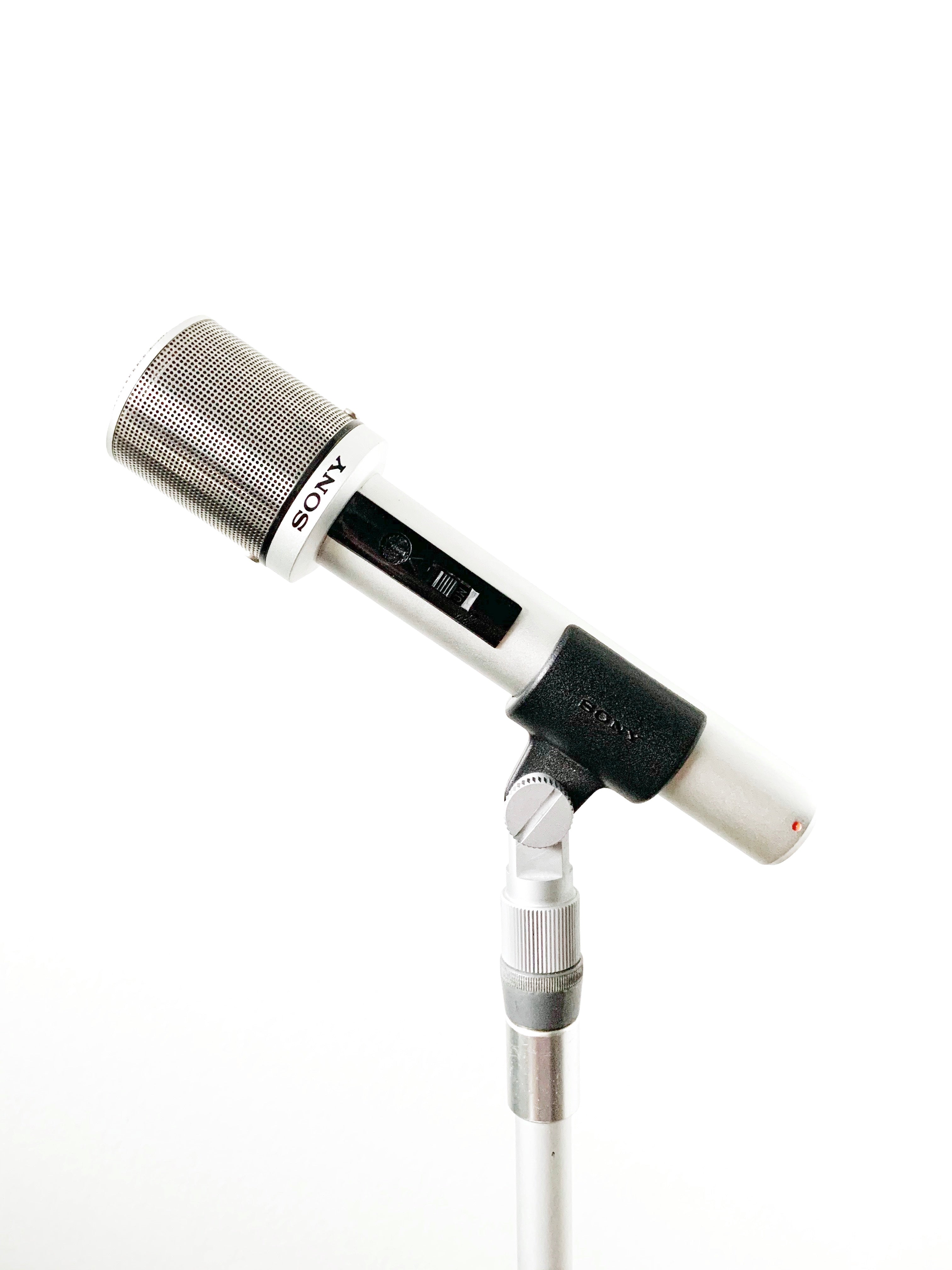 SONYの名機「F-460」ダイナミックマイク、ヴィンテージボックス付 Sony F-121 Dynamic Microphone – Cole Picks Vintage