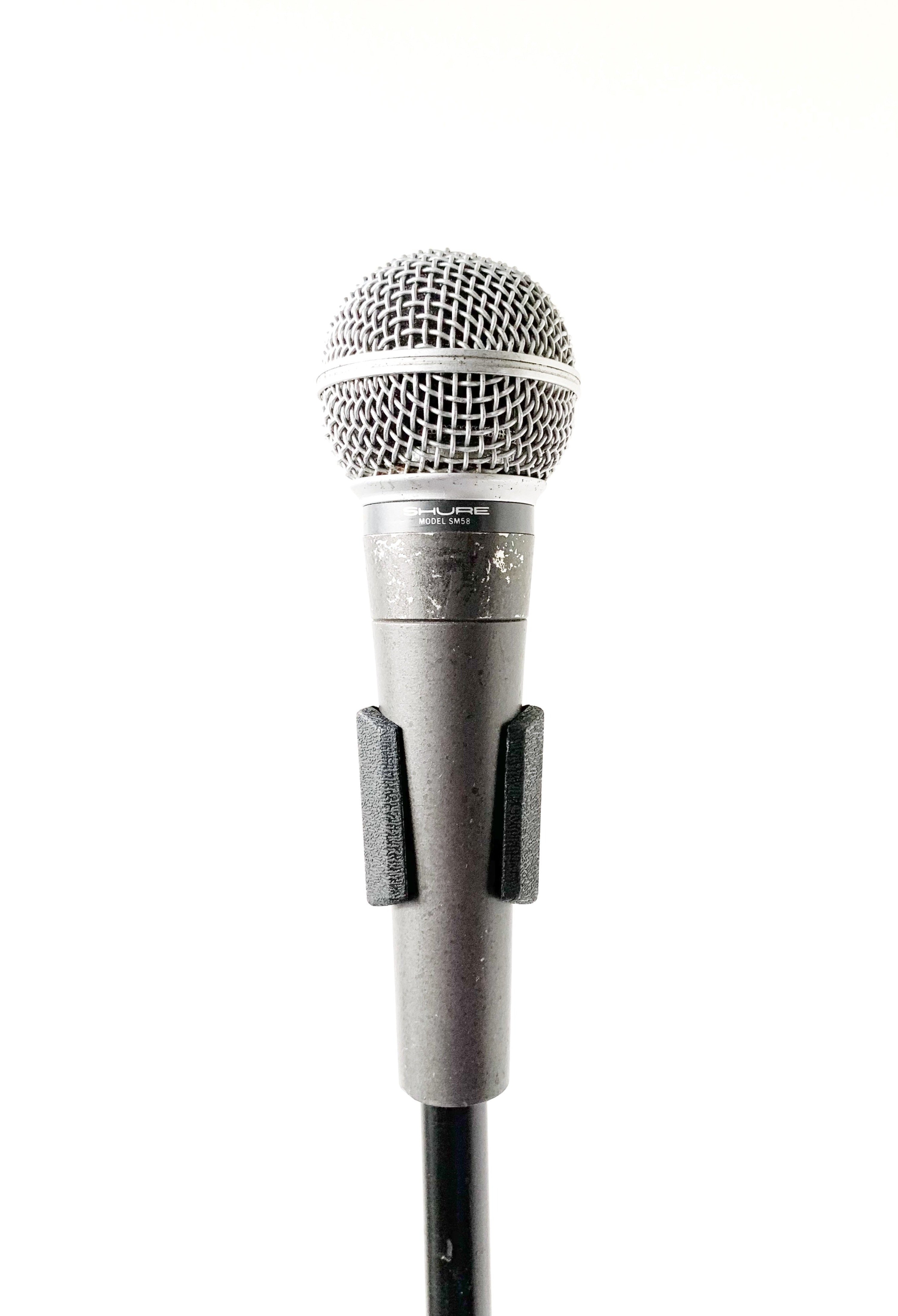 SHURE SM58 USAのビンテージになります。 Shure SM58 USA Dynamic Microphone – Cole Picks Vintage