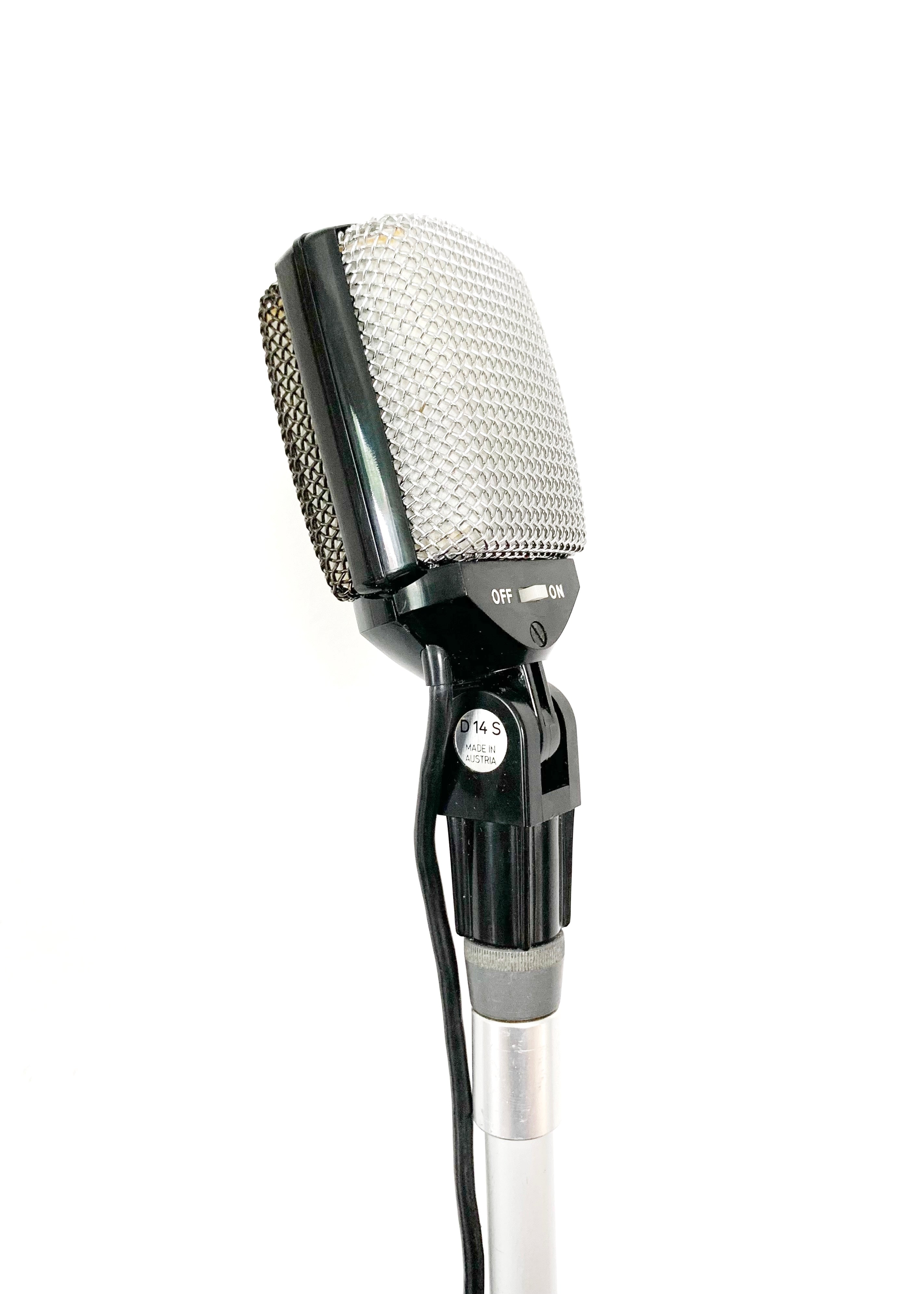 05 AKG D12 ビンテージ AKG D12 Dynamic Microphone – Cole Picks Vintage